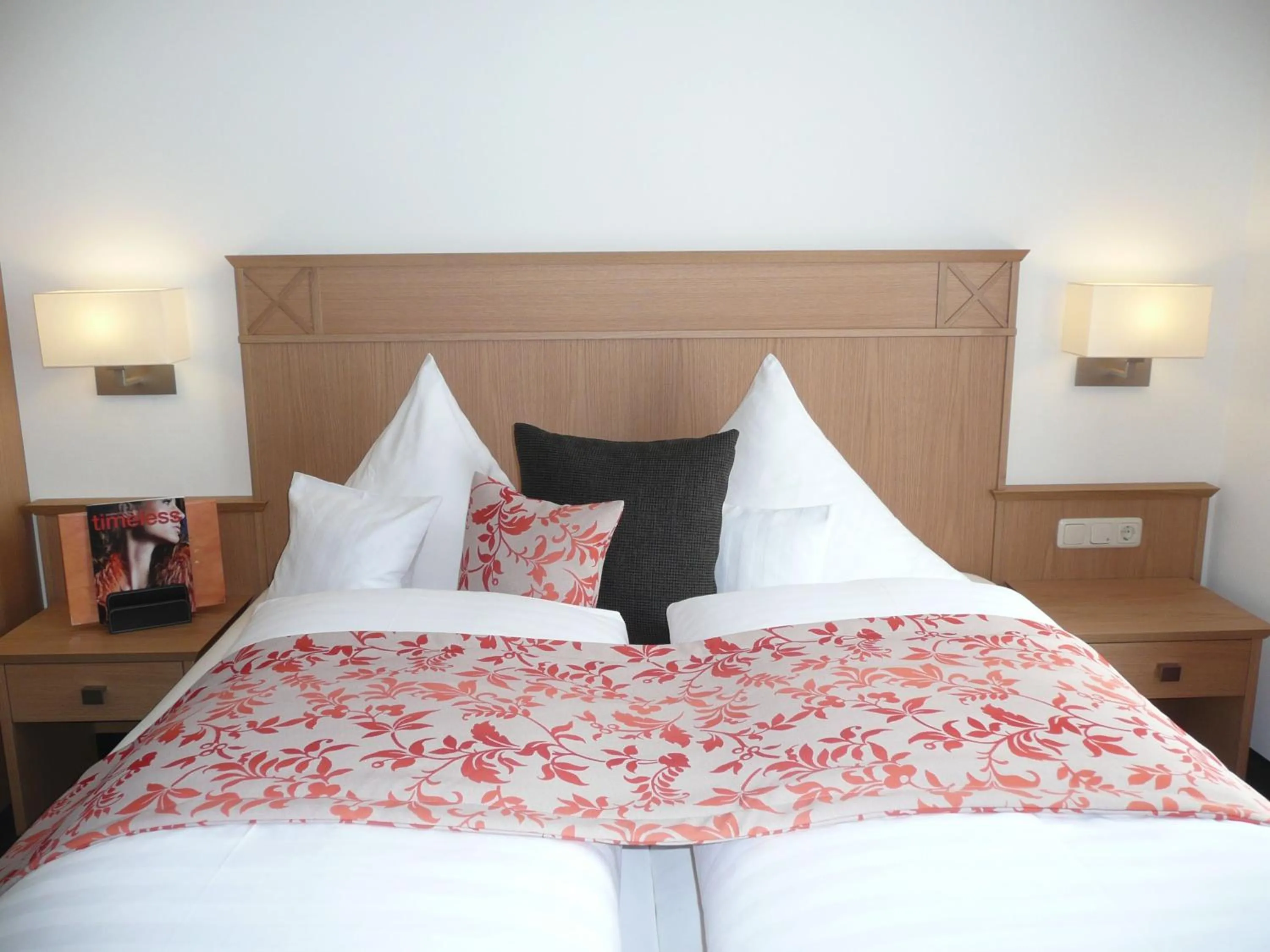 Bedroom, Bed in Hotel Garni Rheinpracht