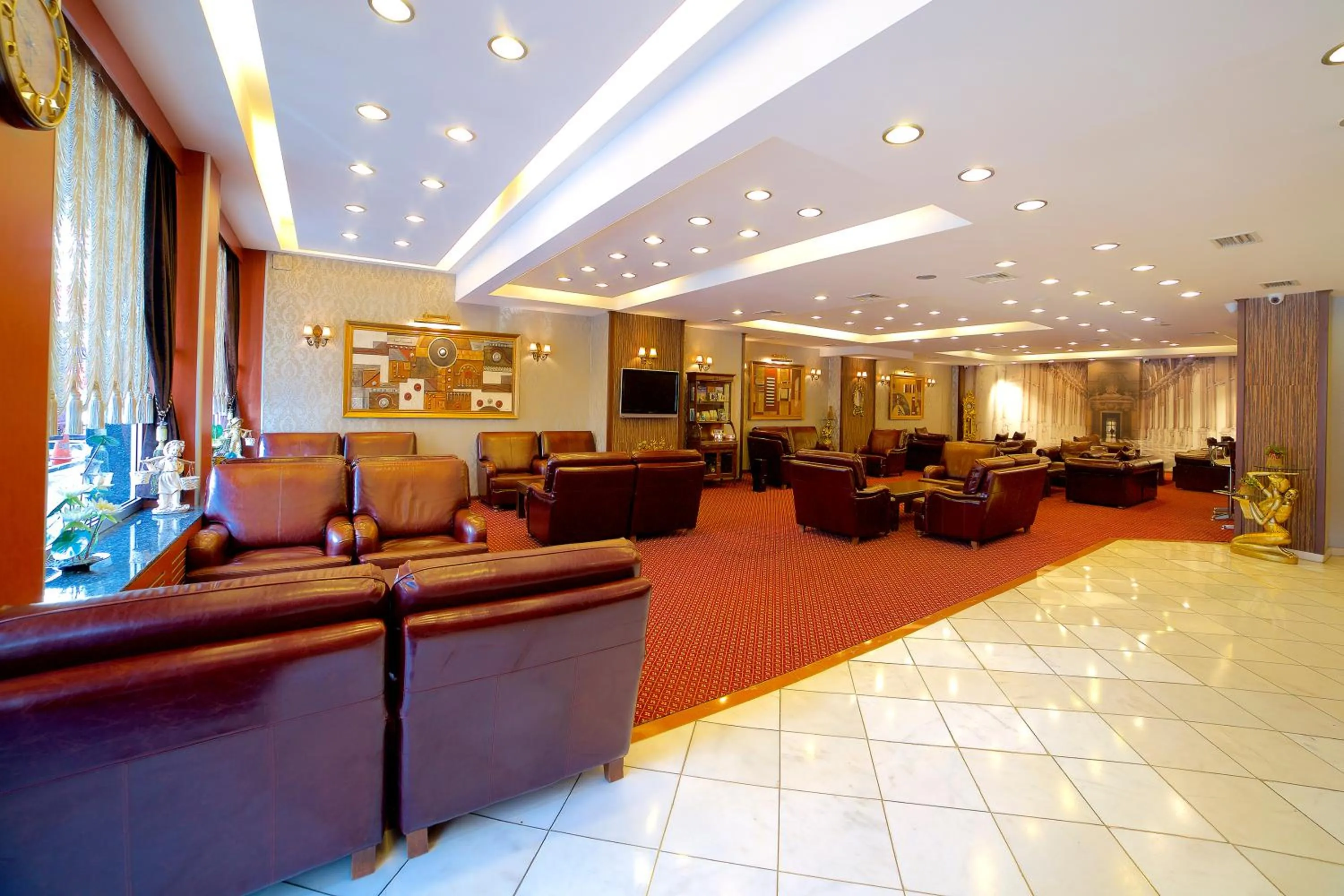 Lobby or reception in Grand Unal Hotel