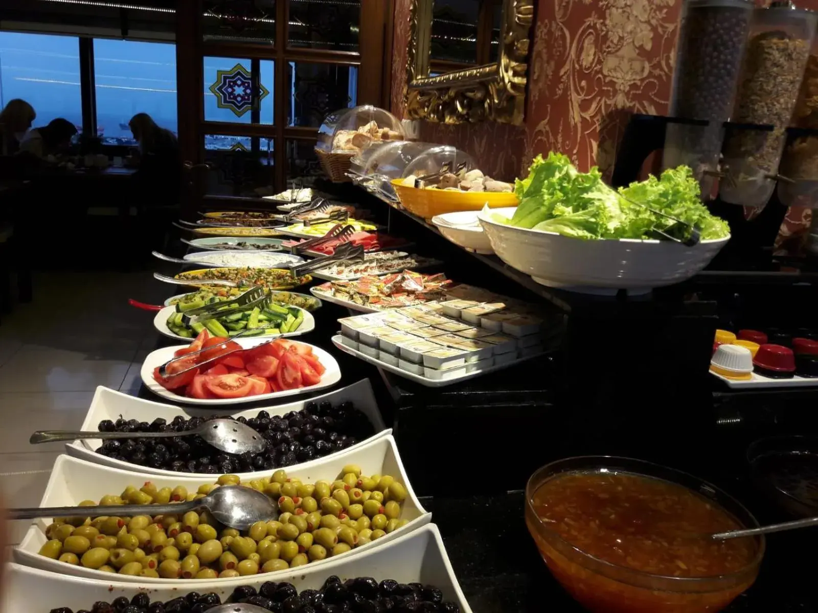 Restaurant/places to eat in Grand Unal Hotel Restaurant/places to eat in Grand Unal Hotel