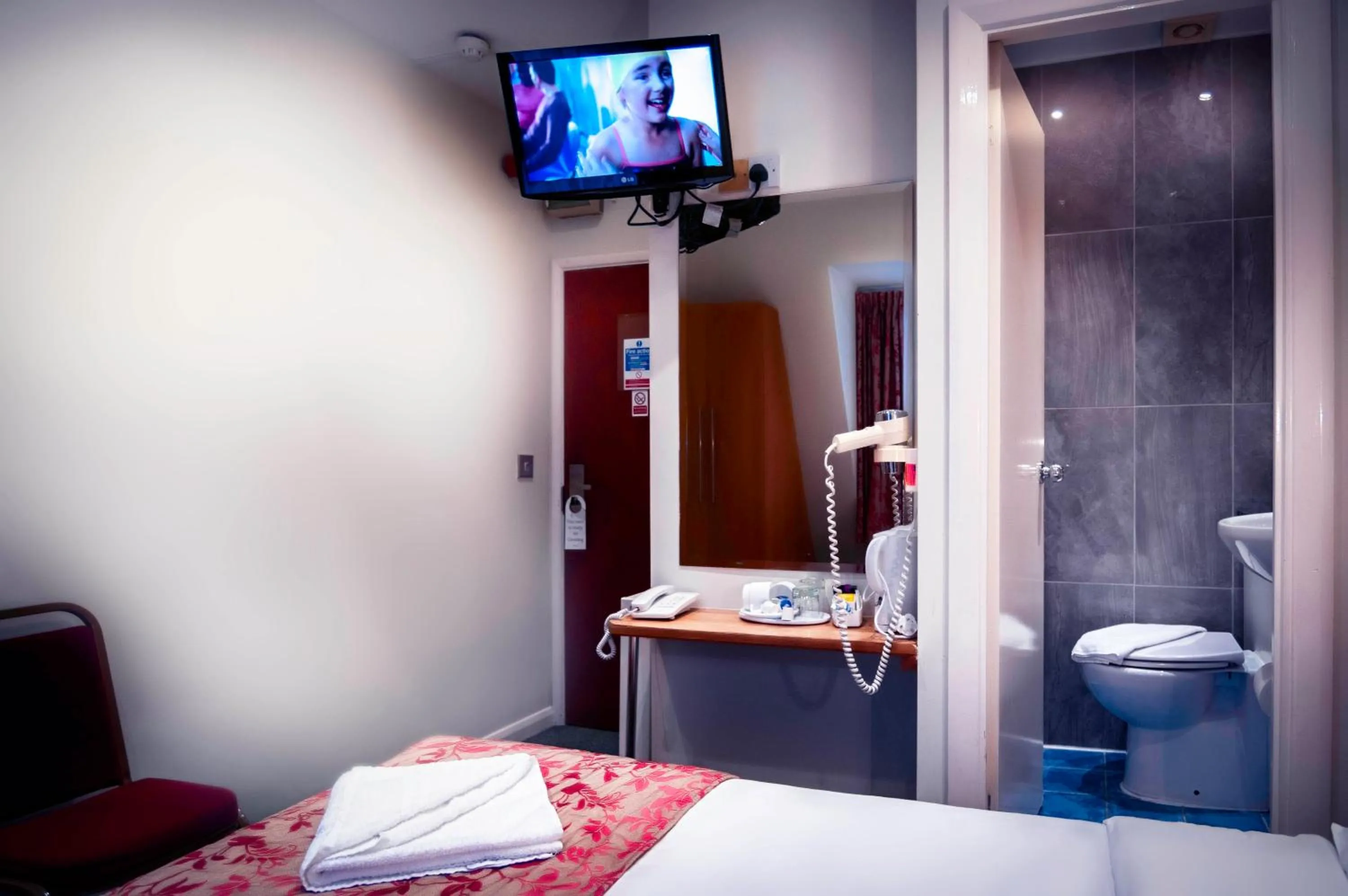 Bed in Westbury Hotel