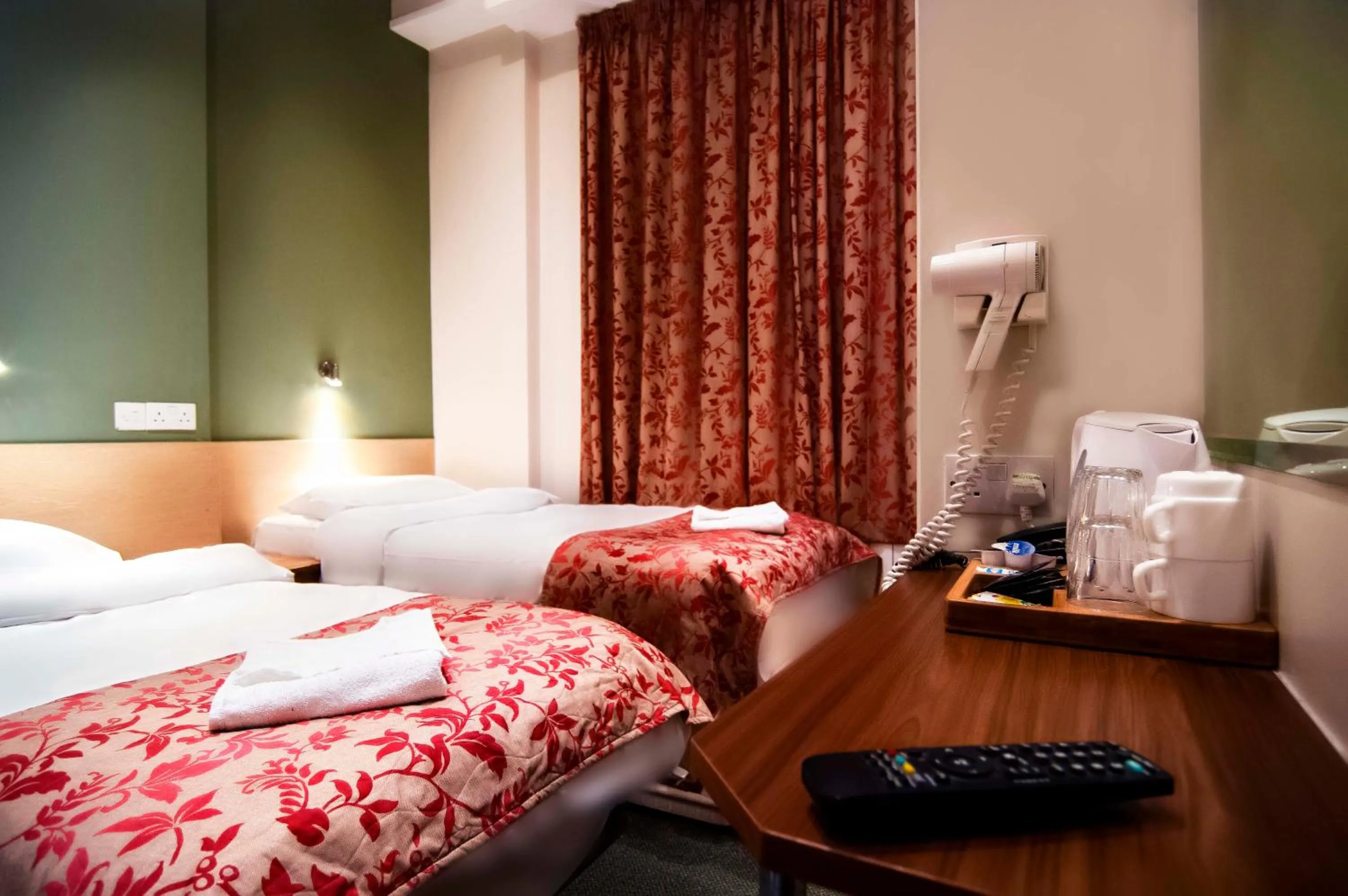 Bed in Westbury Hotel