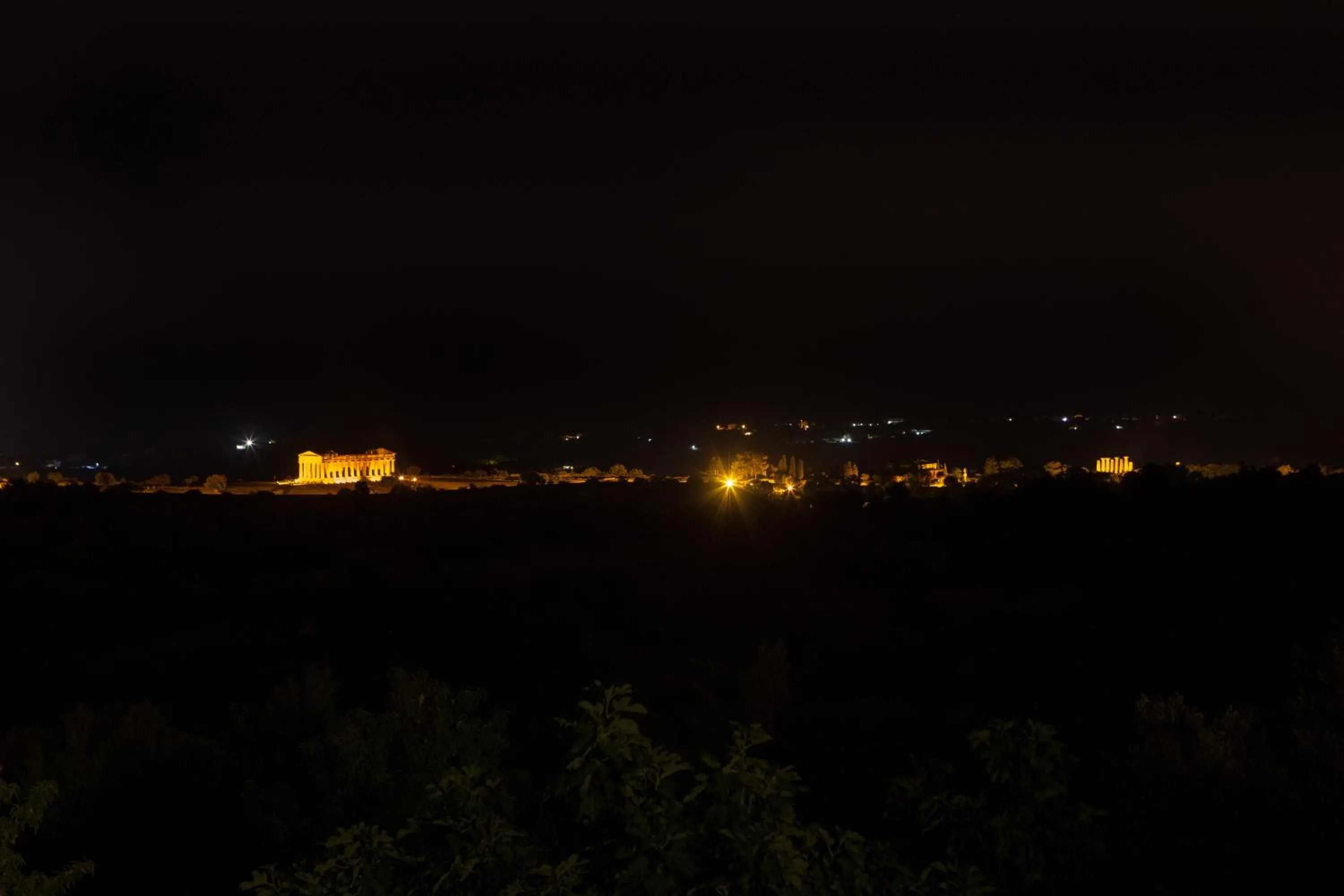 Night in Hotel Foresteria Baglio Della Luna