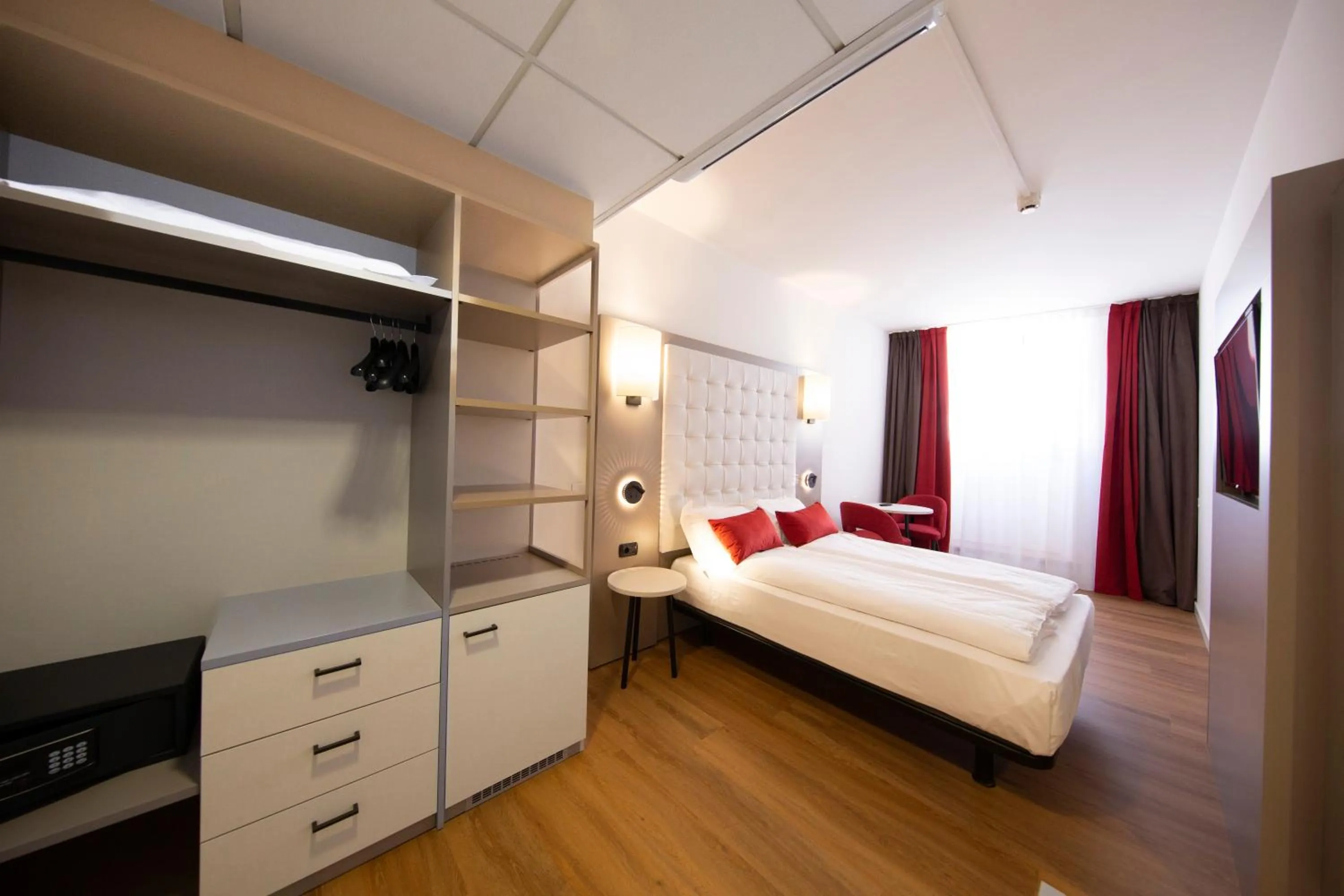 Bedroom, Bed in Hotel Centrale