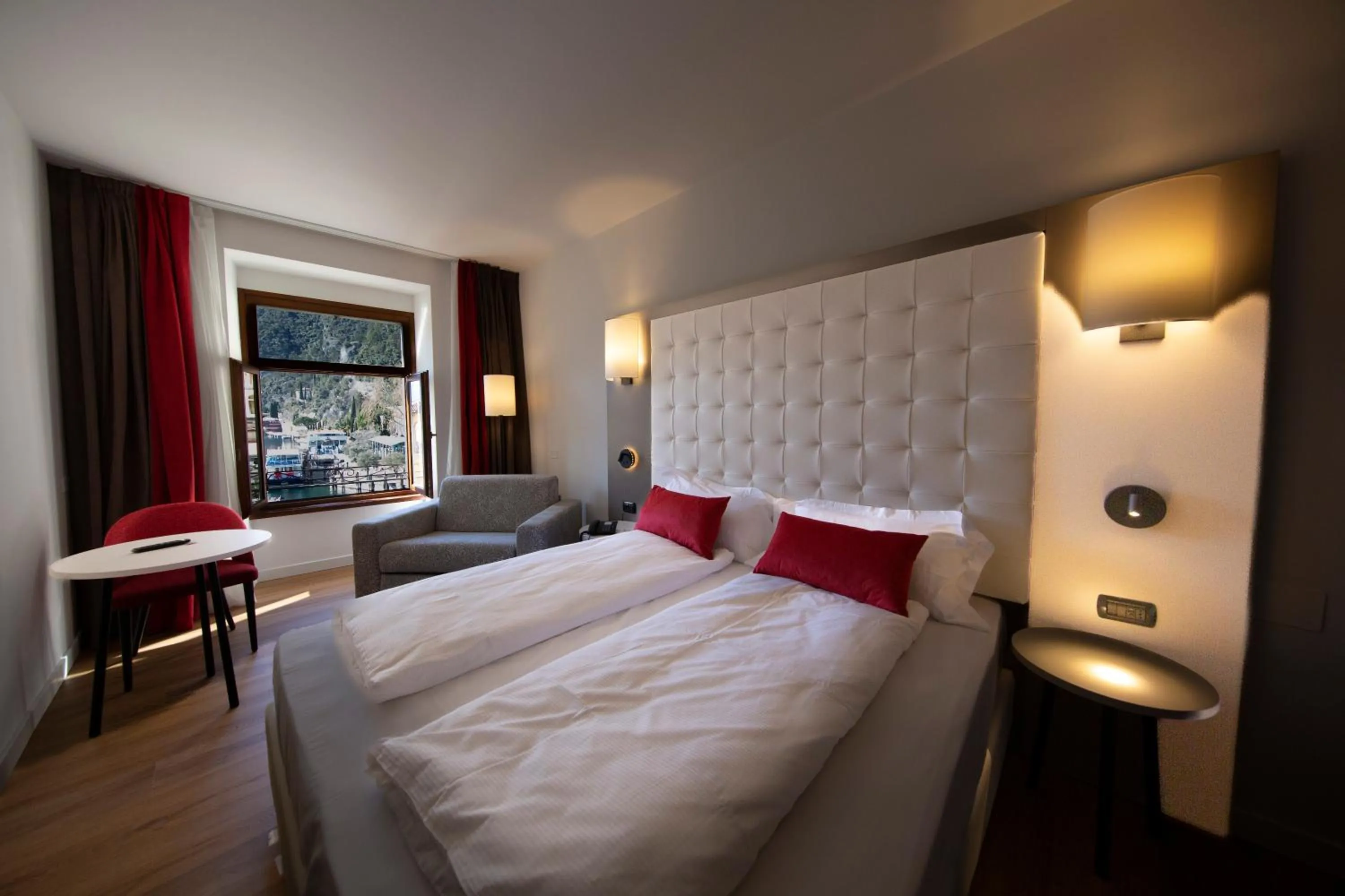 Bedroom, Bed in Hotel Centrale