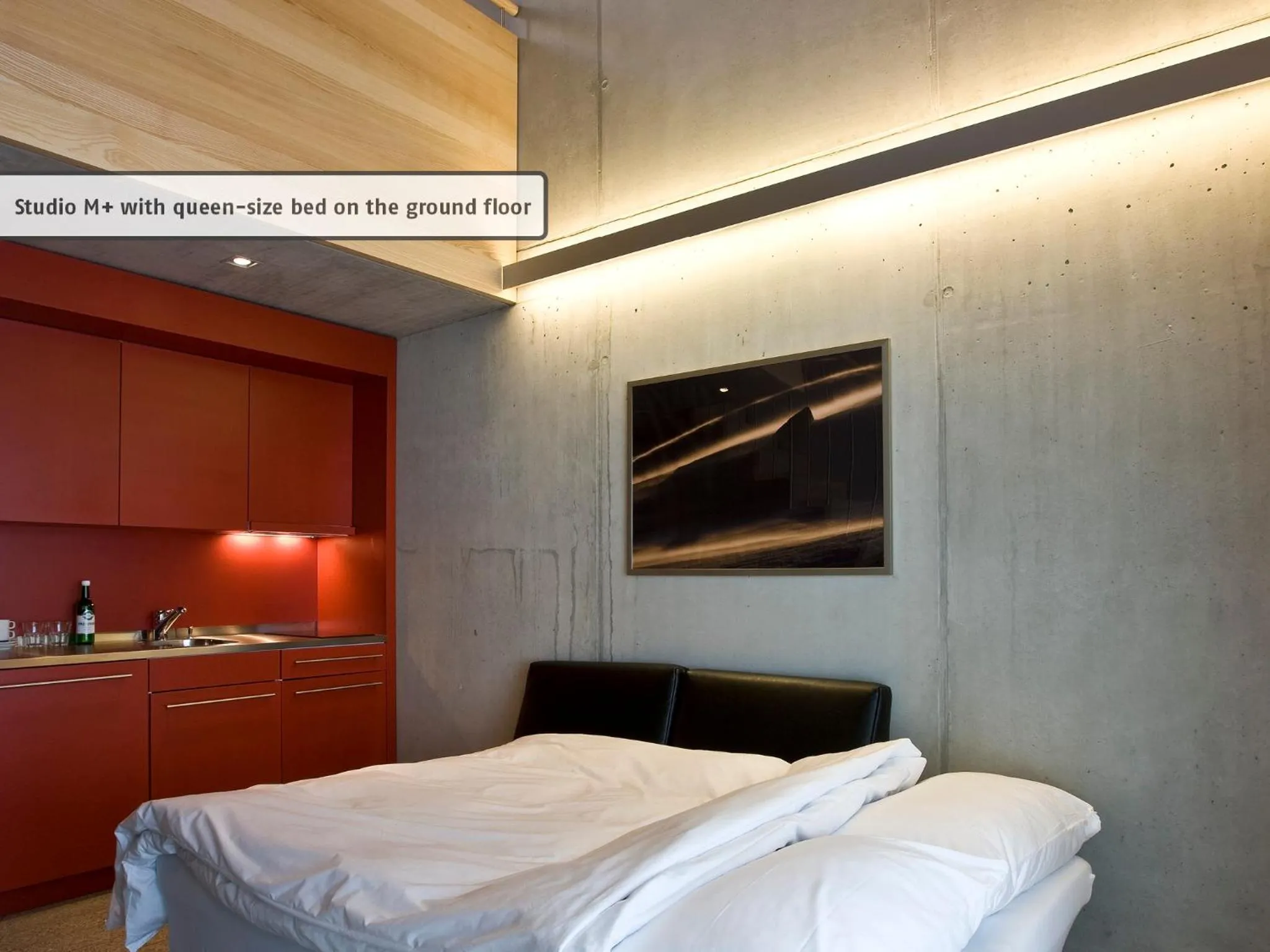 Photo of the whole room, Bed in All In One Hotel - Inn Lodge / Swiss Lodge