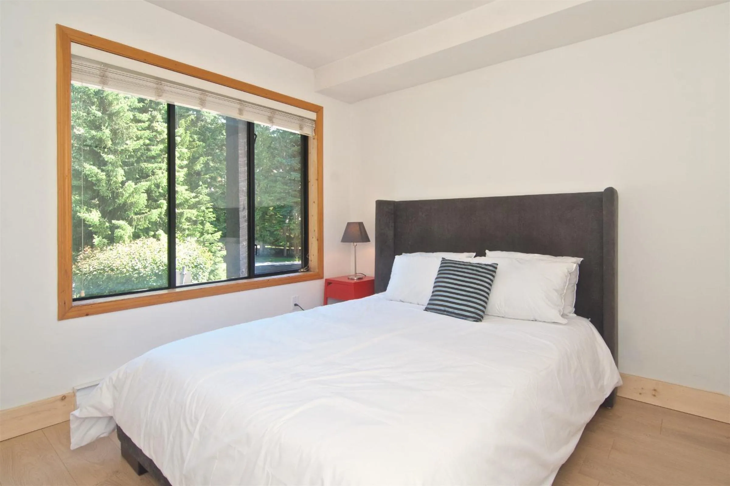 Bedroom, Bed in Powderhorn by Whistler Blackcomb Vacation Rentals