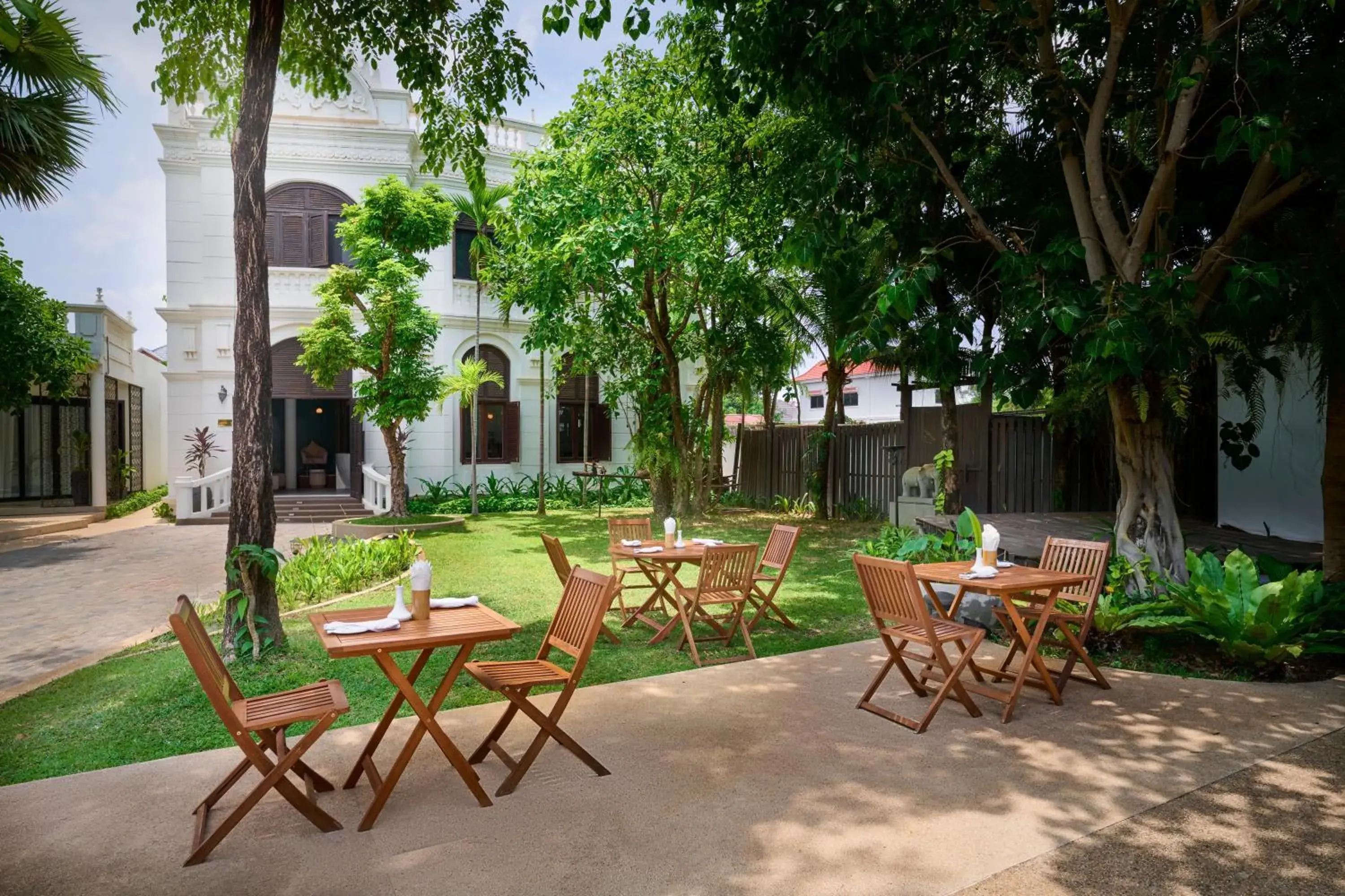 Breakfast in The Embassy Angkor Resort & Spa Breakfast in The Embassy Angkor Resort & Spa