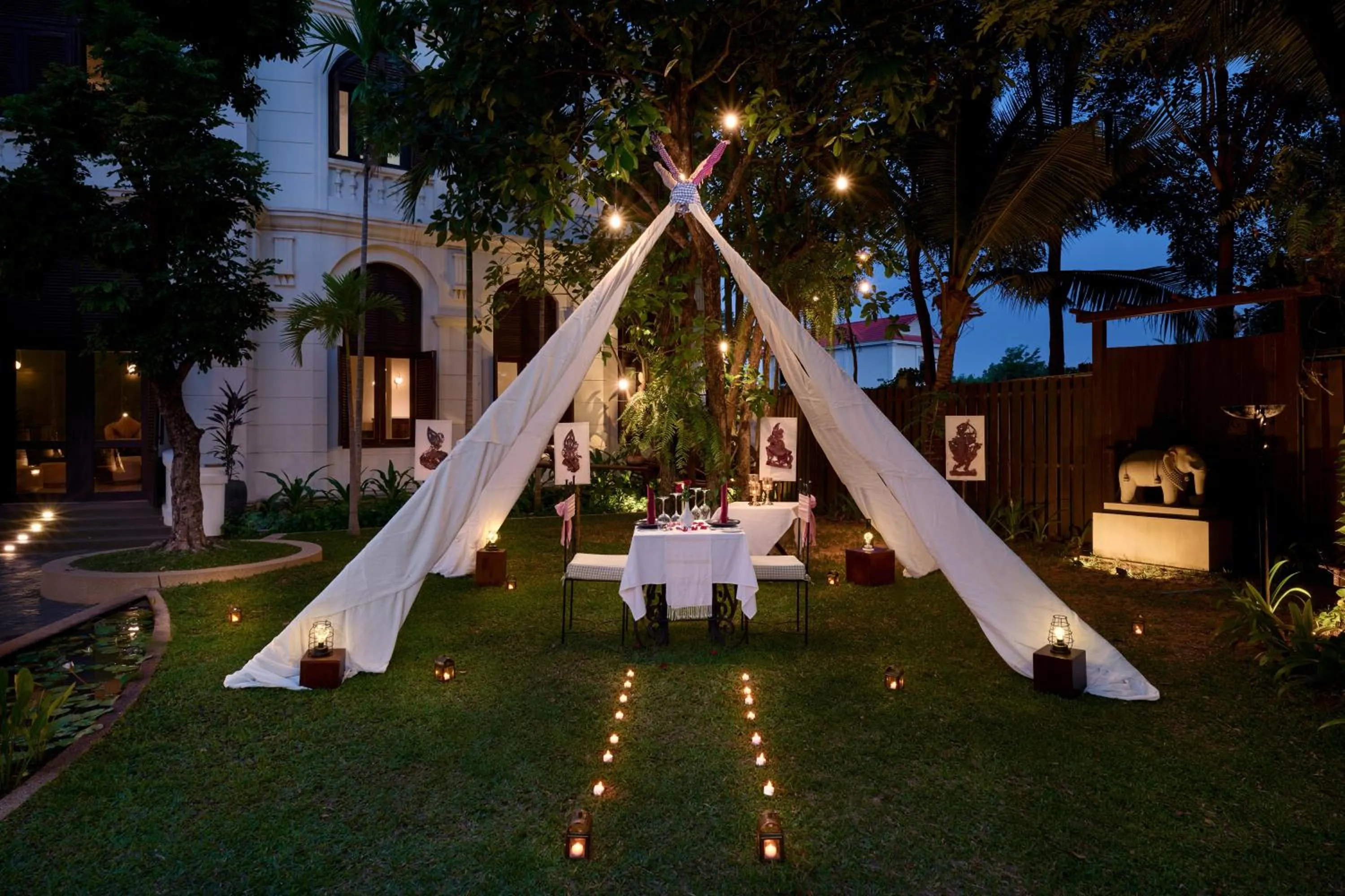 Dinner in The Embassy Angkor Resort & Spa