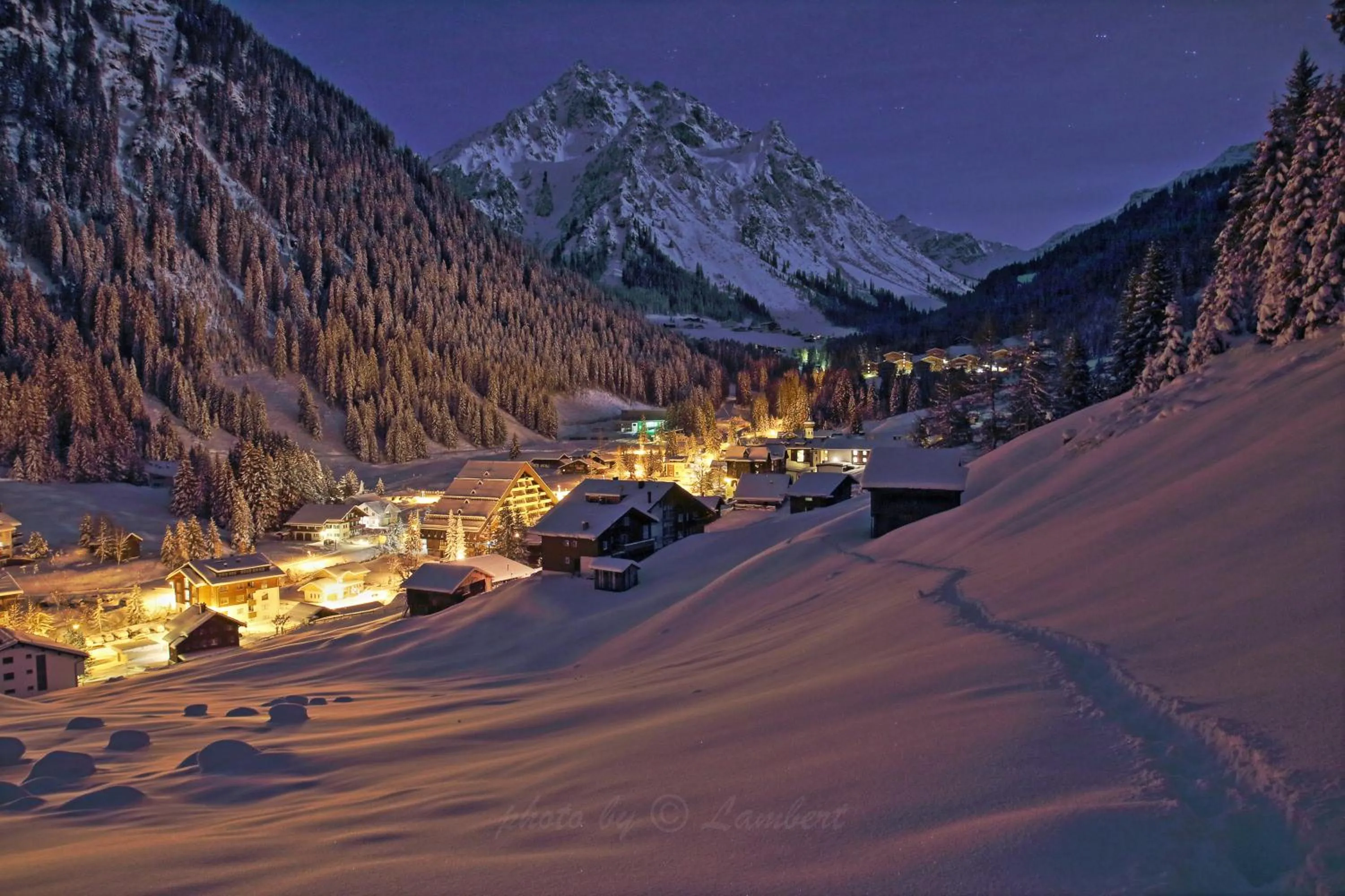 Natural landscape in Hotel Bradabella - Montafon