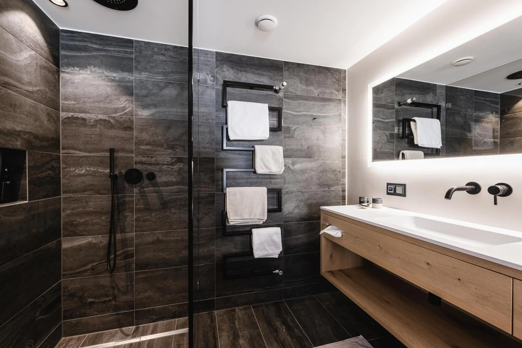 Shower in Hotel Bradabella - Montafon
