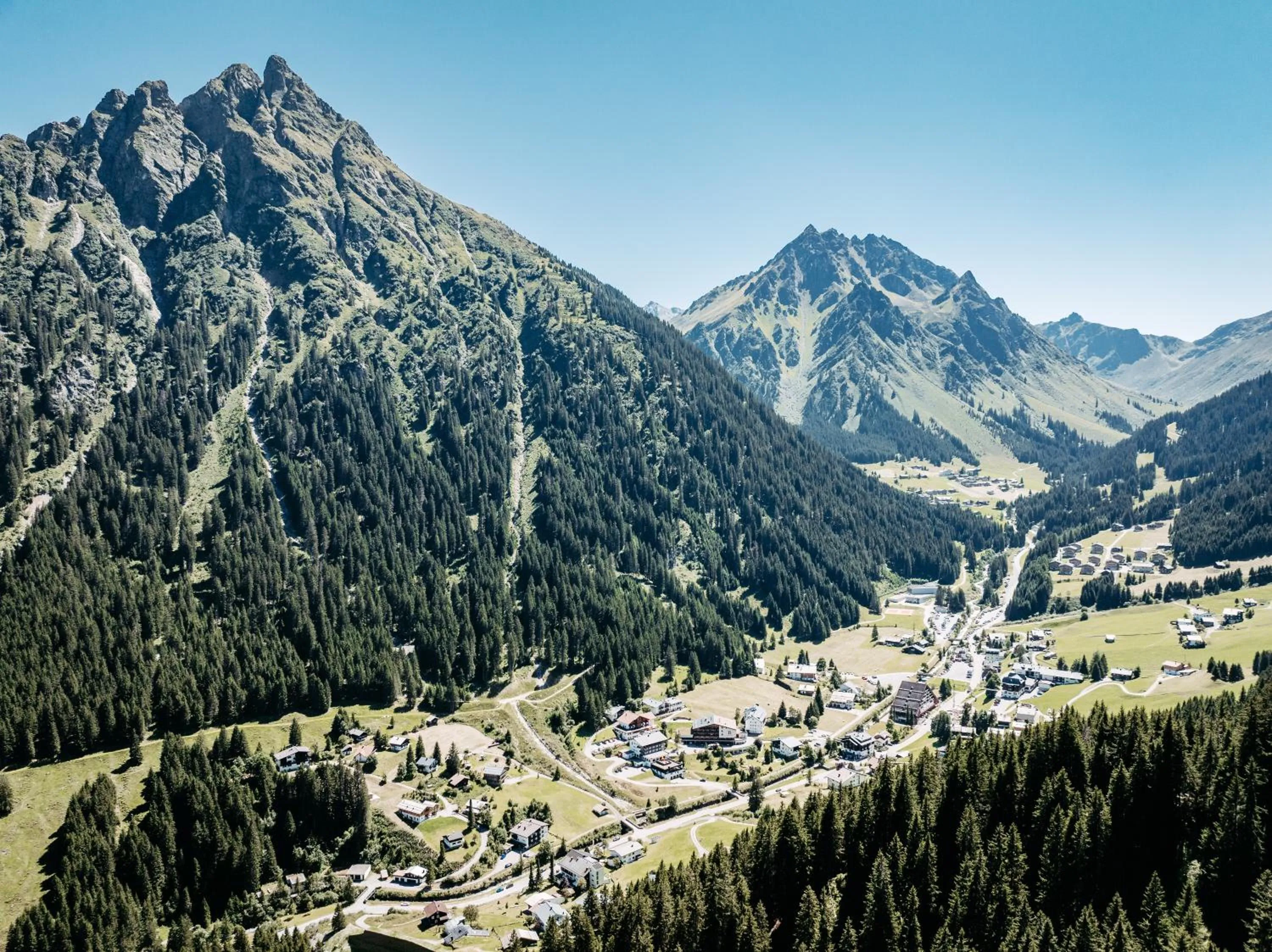 Natural landscape in Hotel Bradabella - Montafon