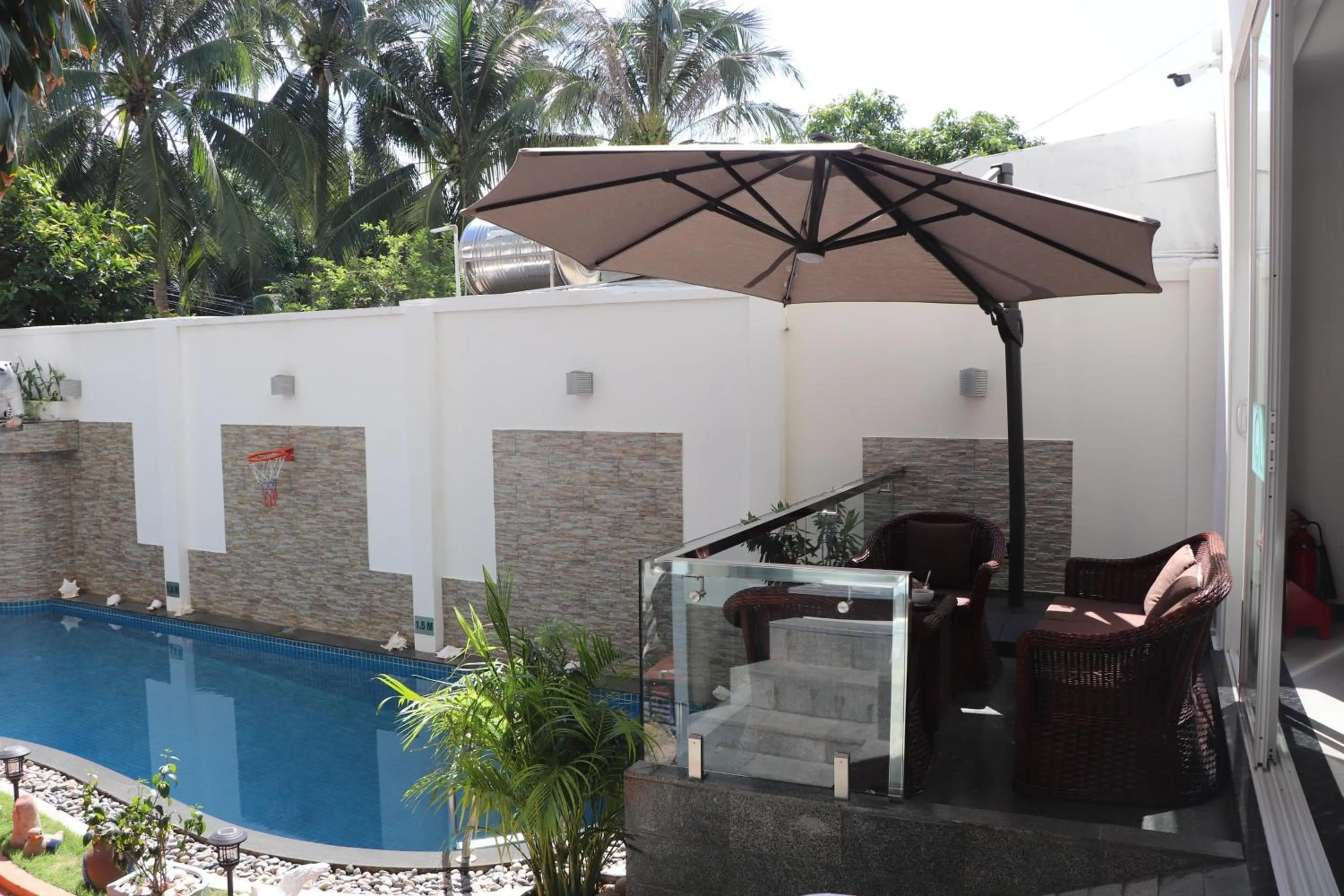 BBQ facilities in Qli Hotel Muine