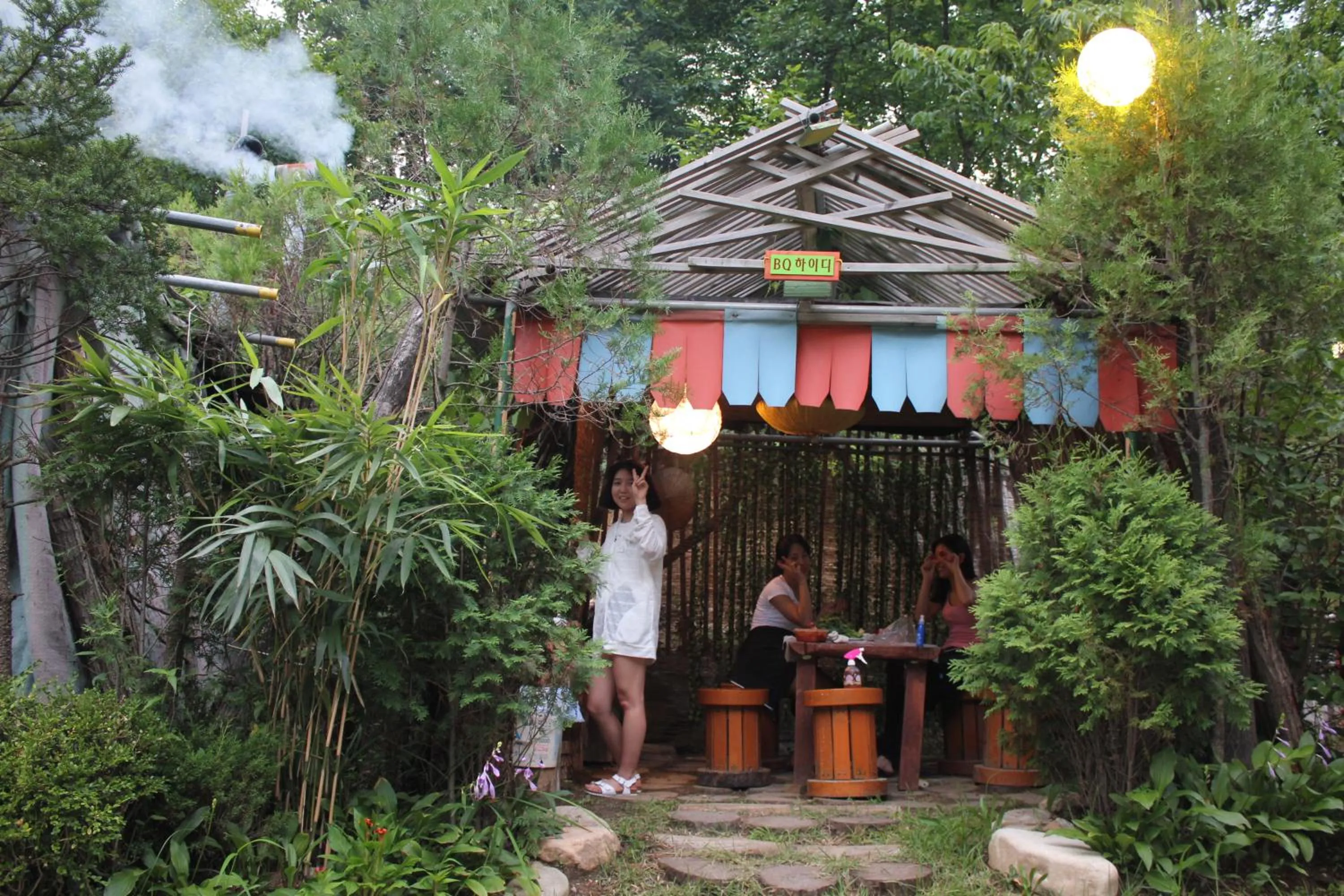 BBQ facilities in Heidi Korea