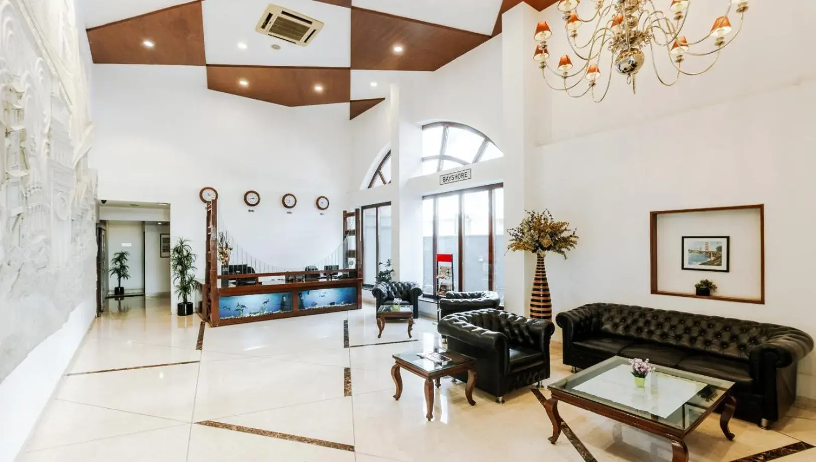 Lobby or reception in SFO Hotel and Suites Lobby or reception in SFO Hotel and Suites