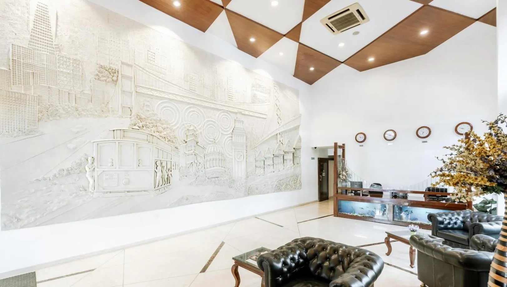 Lobby or reception in SFO Hotel and Suites