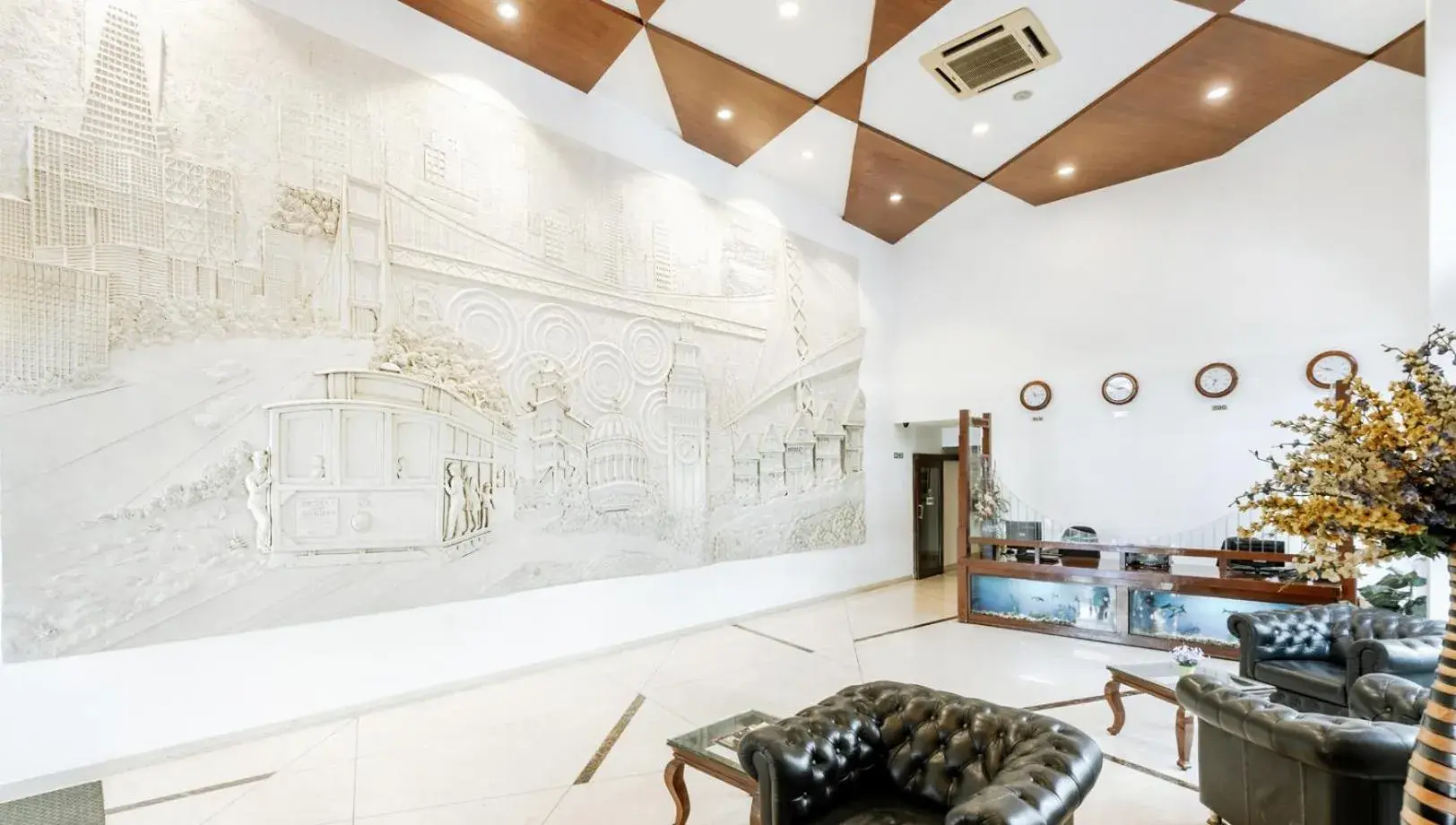 Lobby or reception in SFO Hotel and Suites Lobby or reception in SFO Hotel and Suites