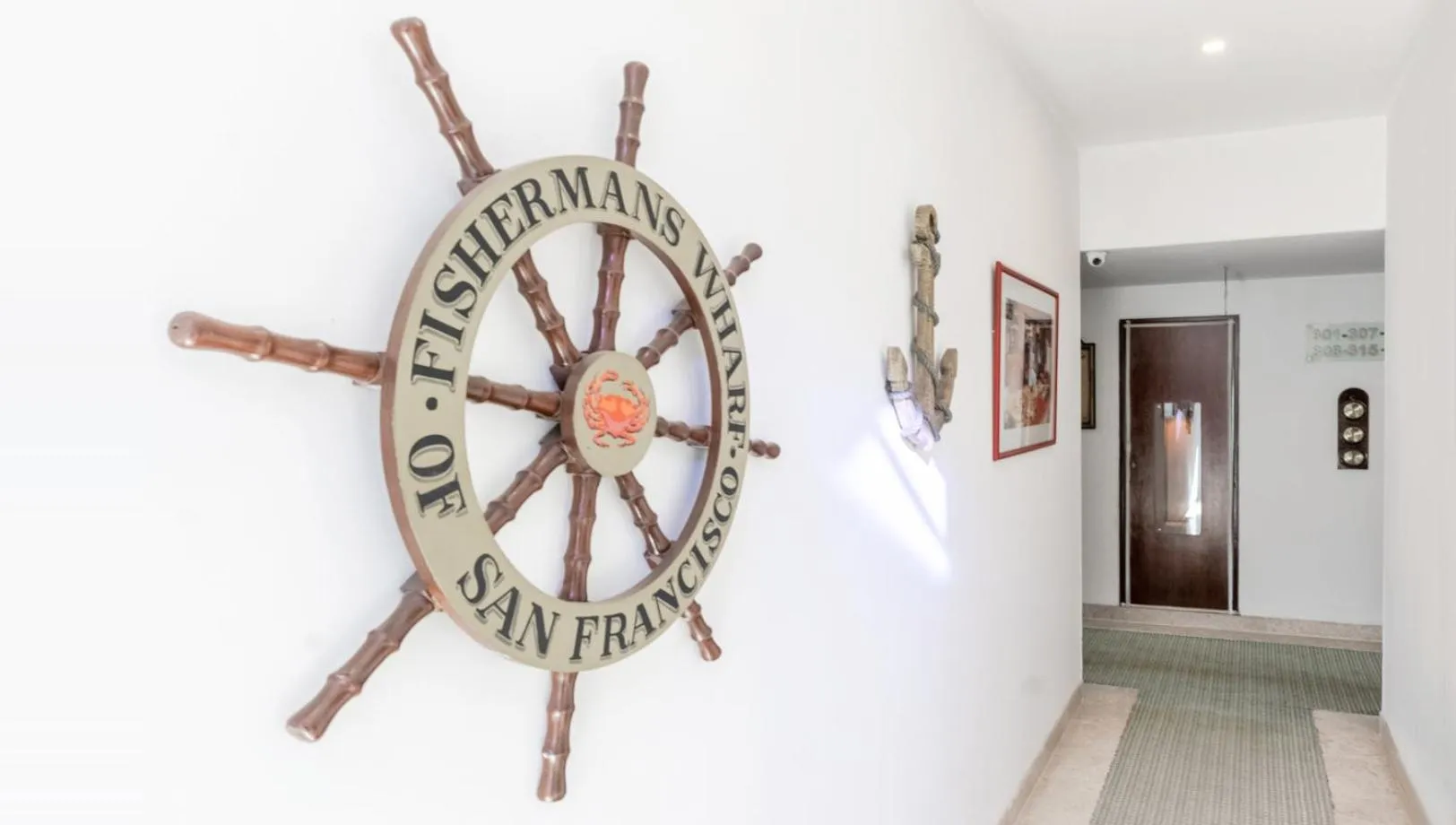 Decorative detail in SFO Hotel and Suites