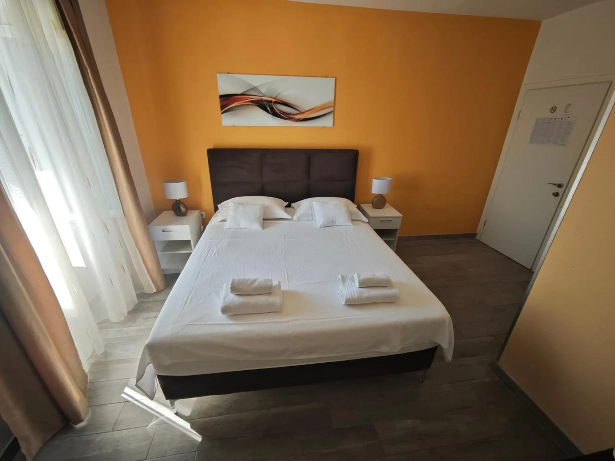 Photo of the whole room, Bed in Nirvana Rooms & Apartments