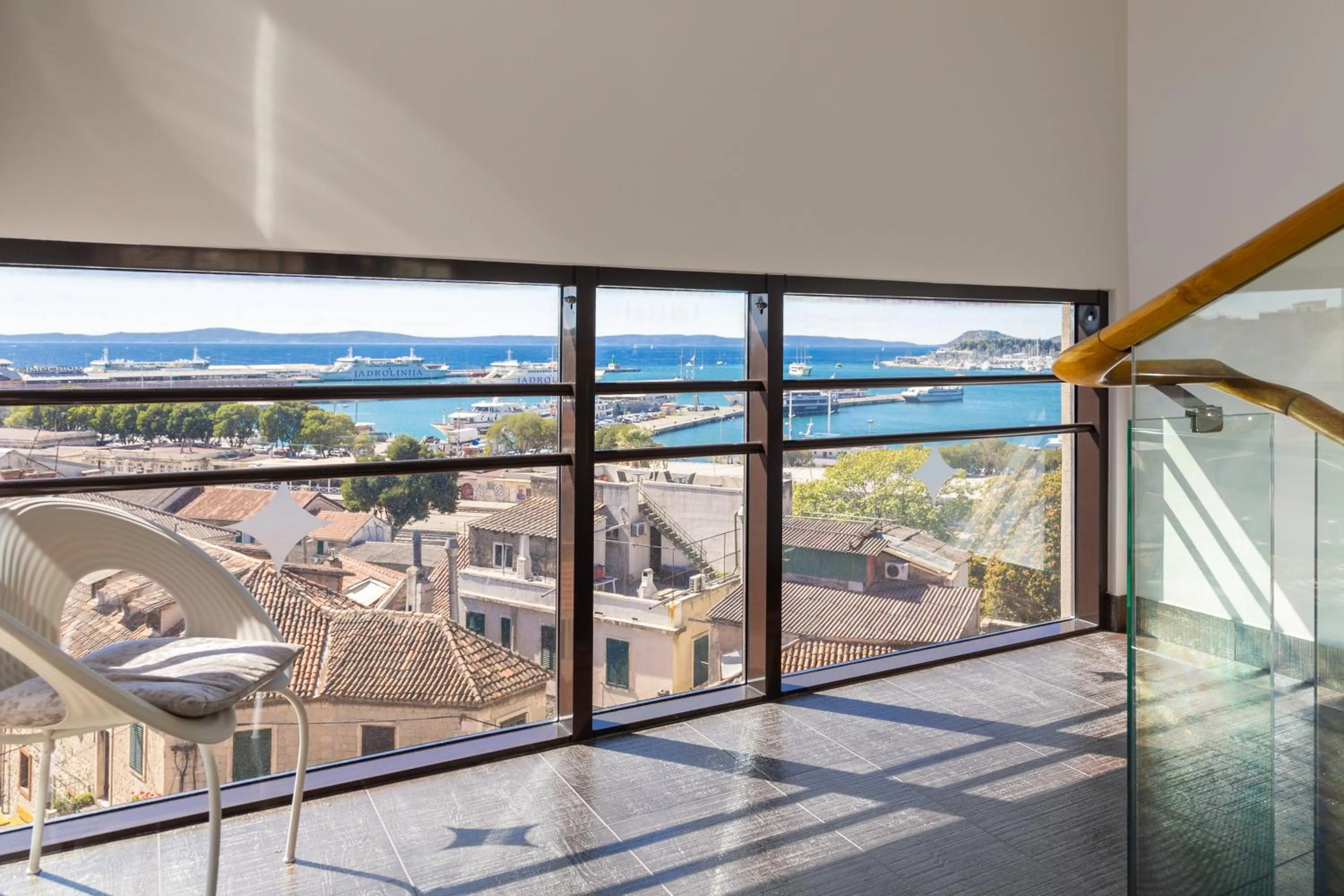 View (from property/room) in Hotel Luxe