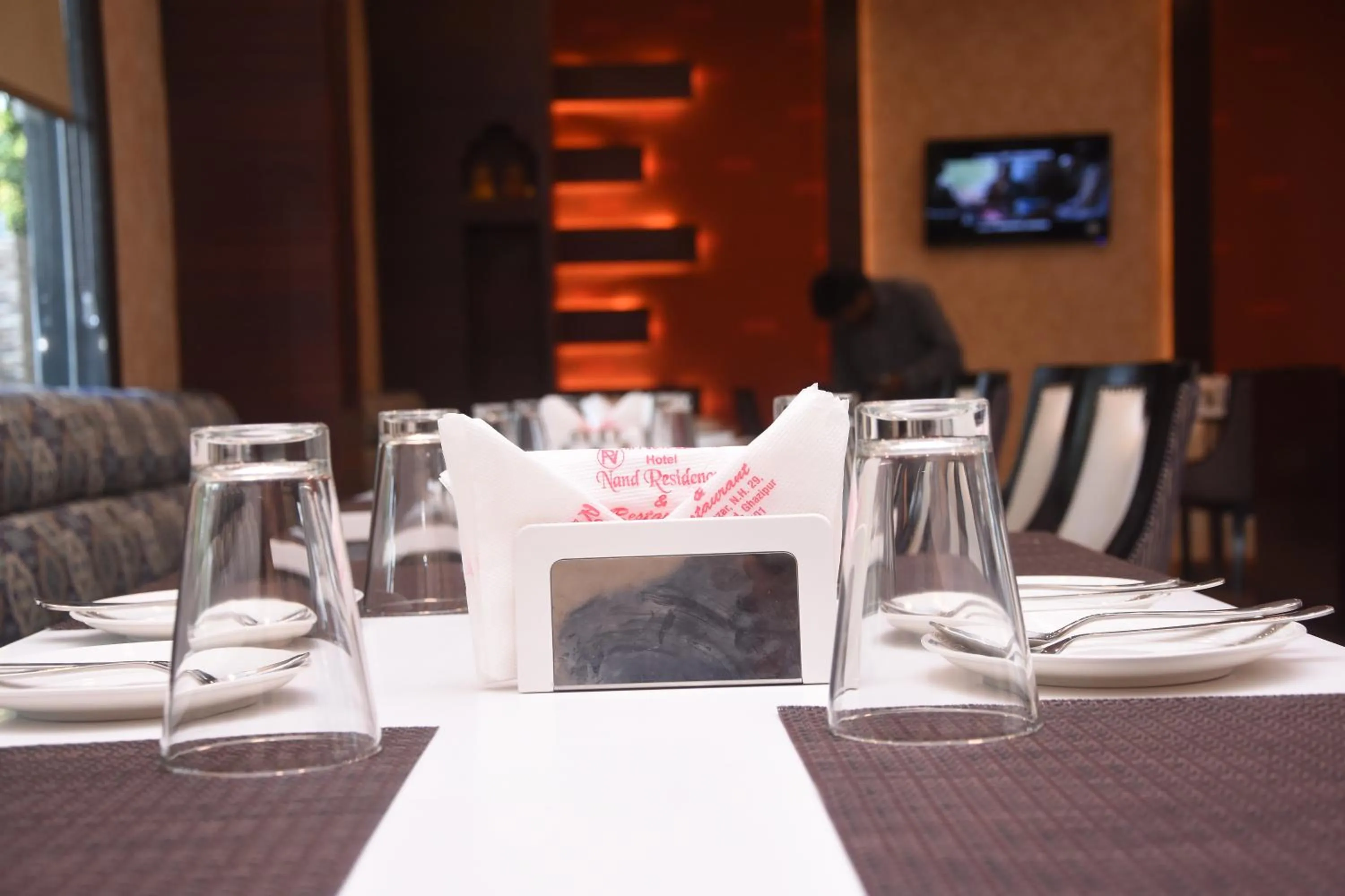 Restaurant/places to eat in Hotel Nand Residency