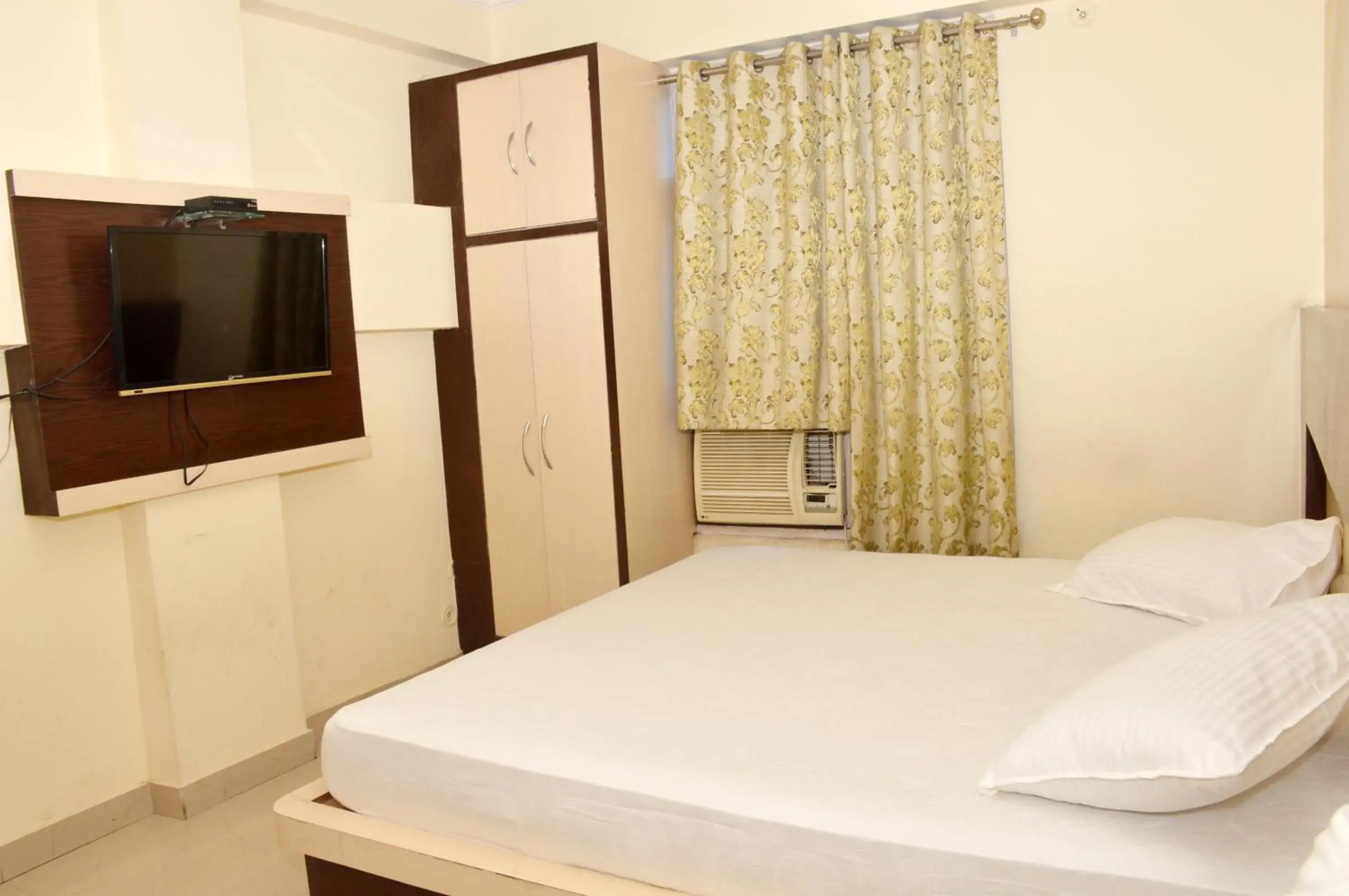 Bed in Hotel Nand Residency Bed in Hotel Nand Residency