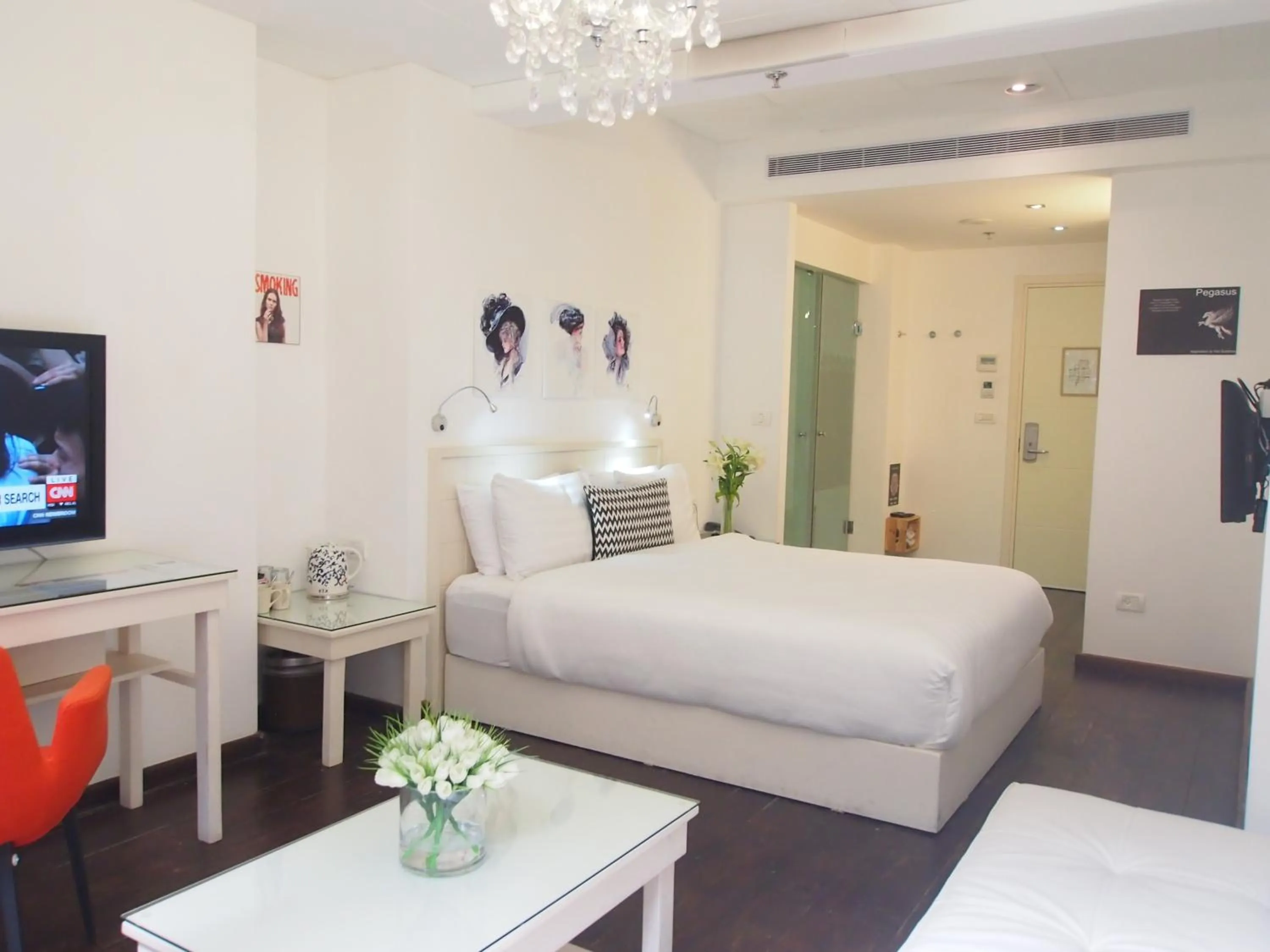 Photo of the whole room, Bed in Templers House Boutique hotel