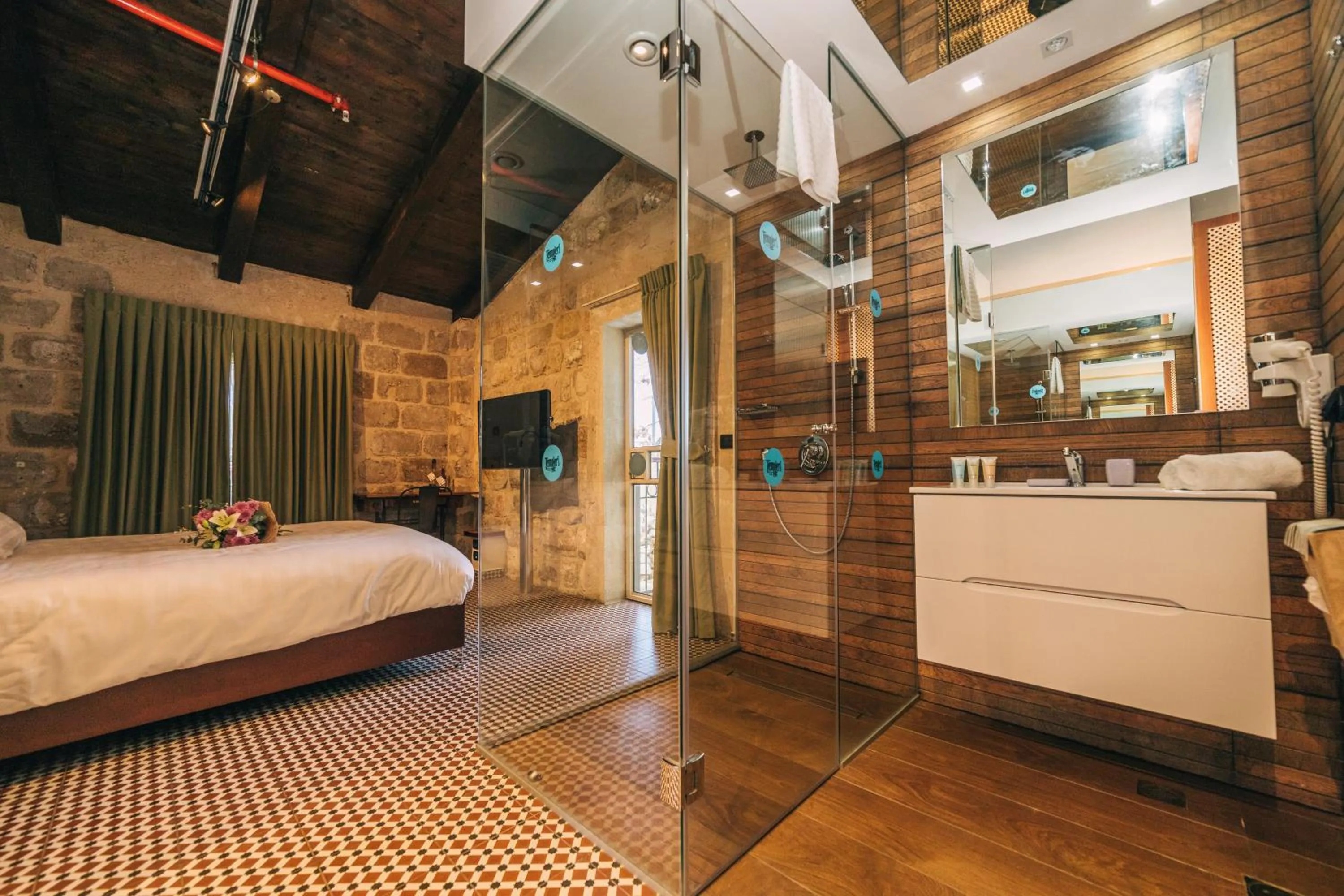 Photo of the whole room, Bed in Templers House Boutique hotel