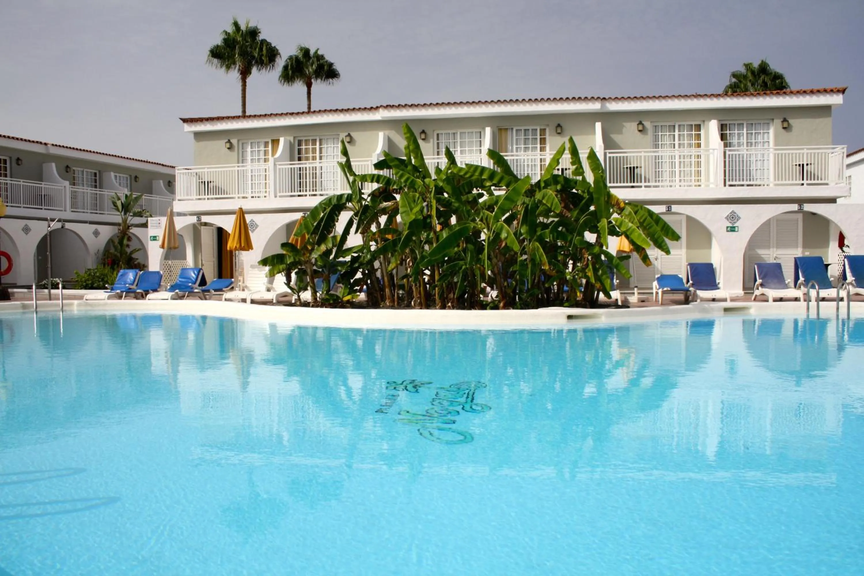 Pool view in Bungalows Parque Nogal