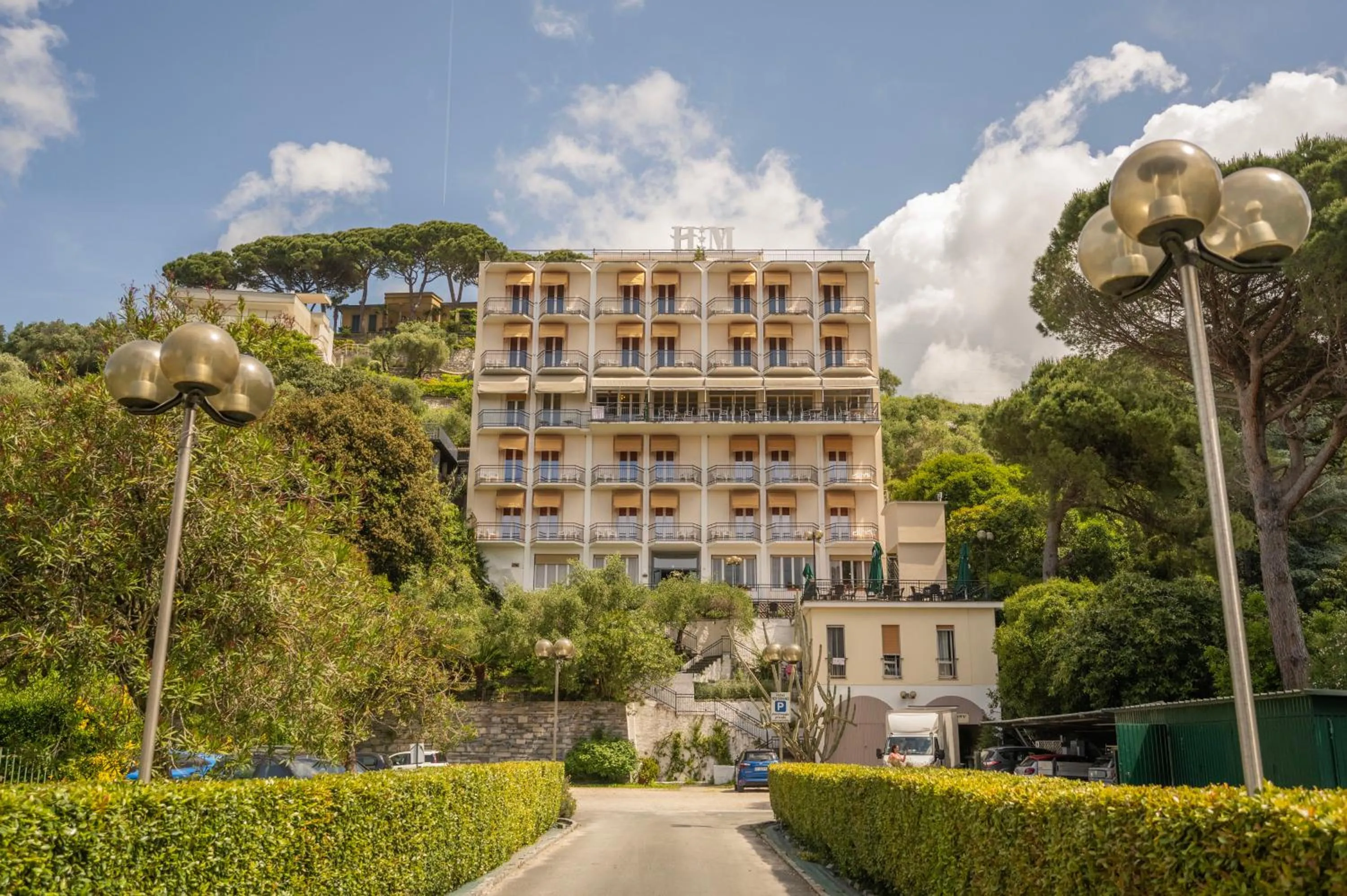Property building in Hotel Mediterraneo
