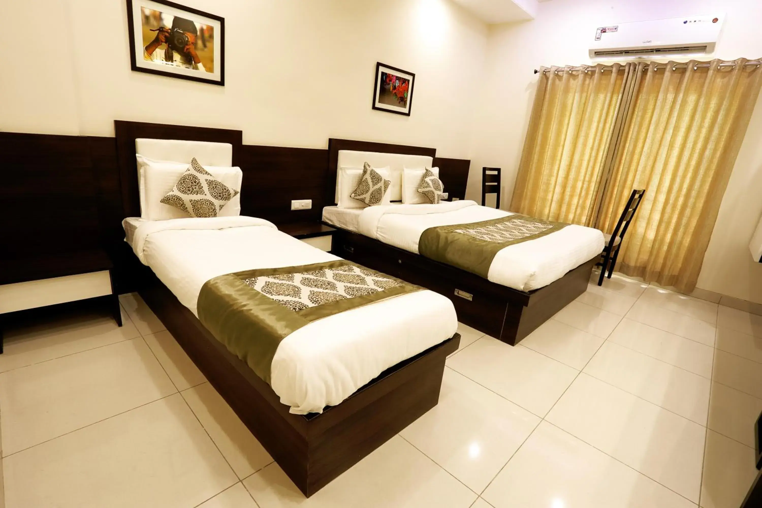 Bed in Hotel Fortune Plaza Bed in Hotel Fortune Plaza