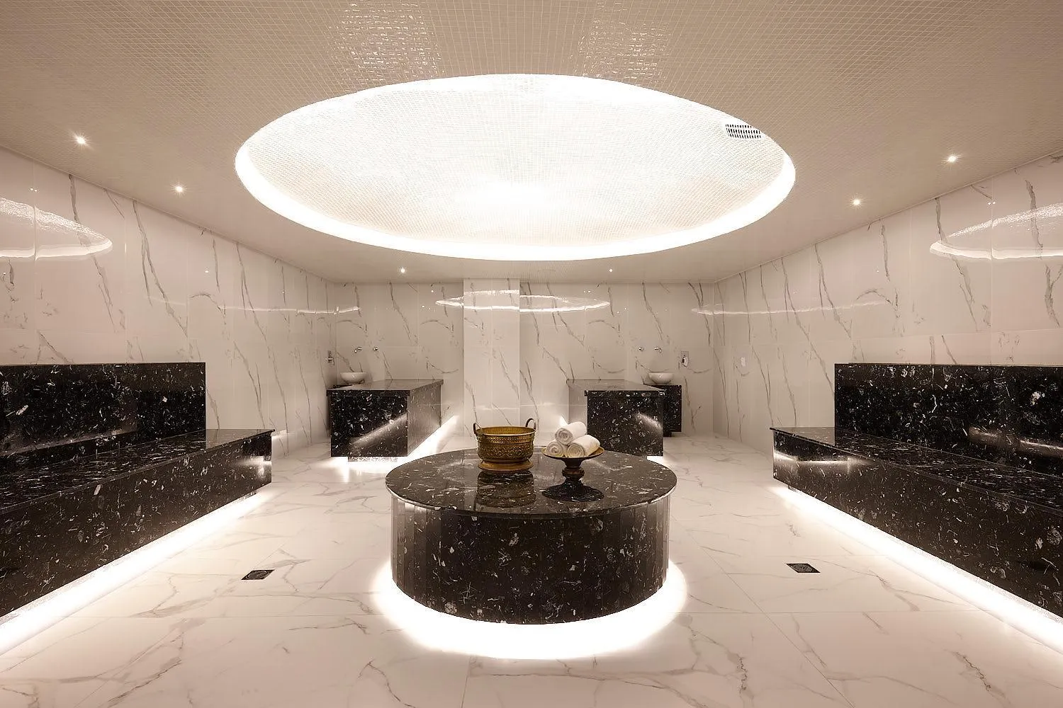 Steam room in Vasia Boulevard Hotel (Adults Only)