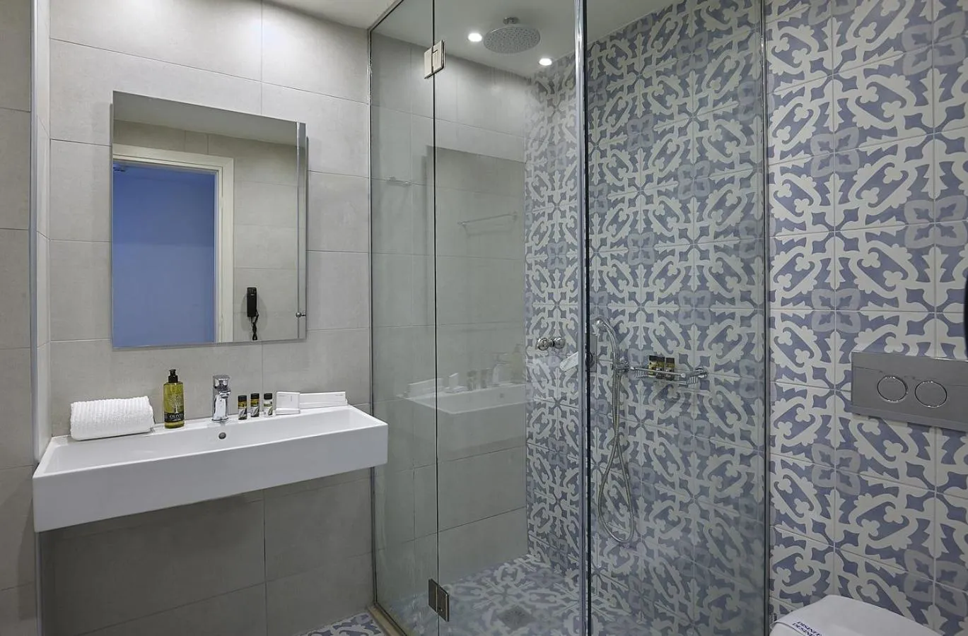 Bathroom in Vasia Boulevard Hotel (Adults Only)