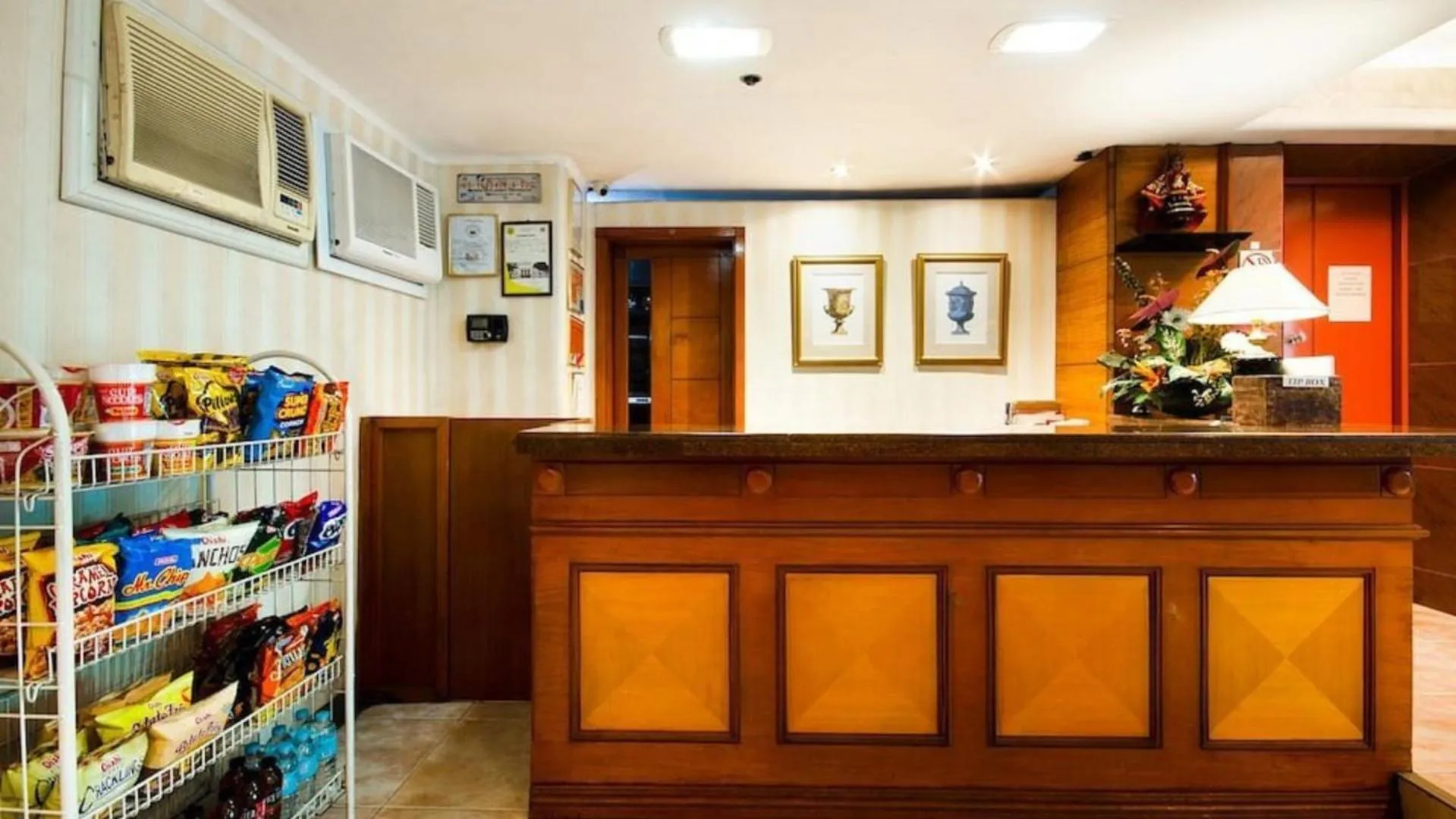 Lobby or reception in Palladium Suites Hotel