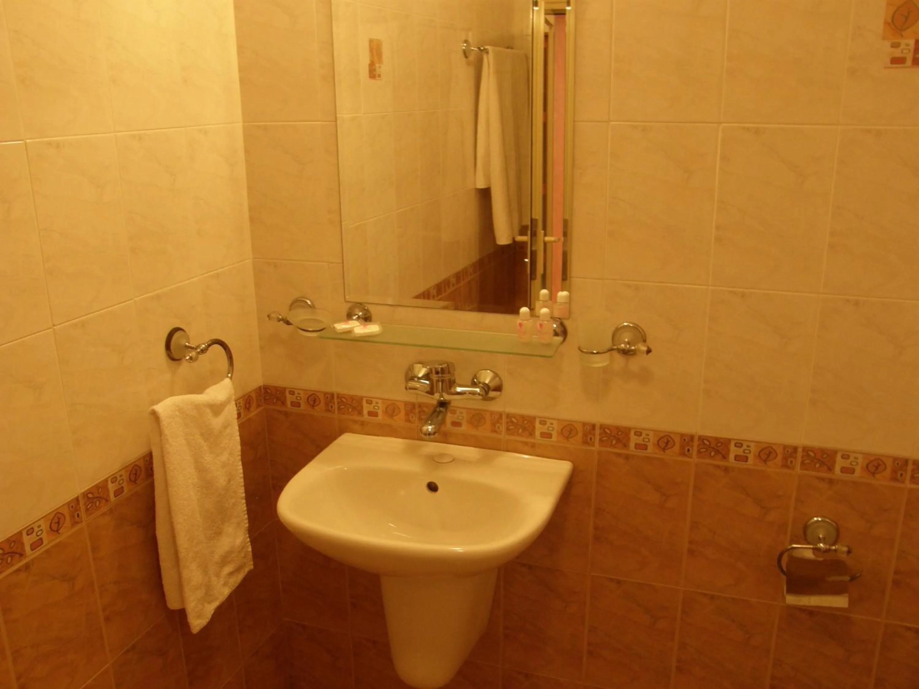 Bathroom in Philippopolis Hotel