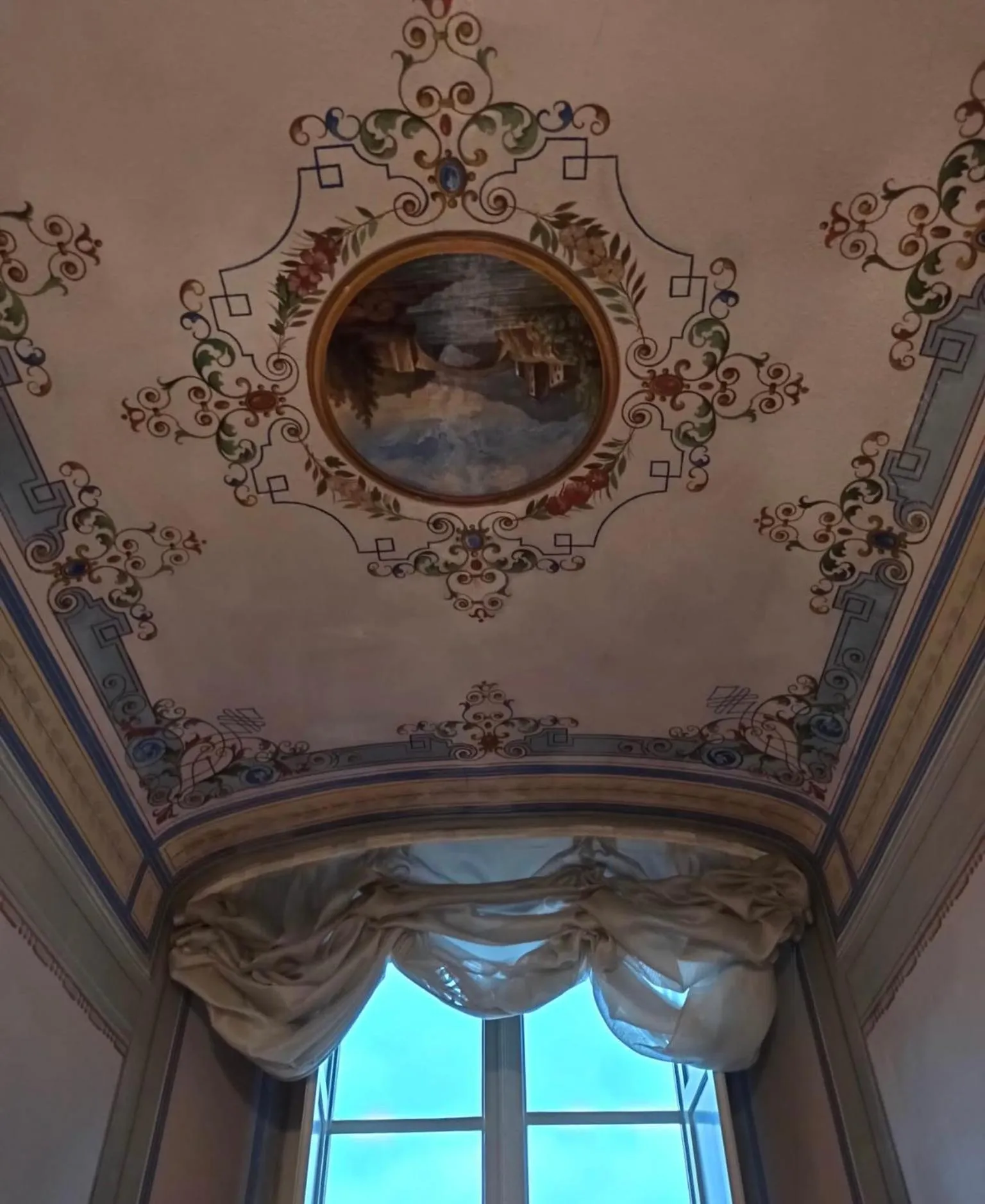 Decorative detail in Palazzo Rocchi - Residenza D'Epoca