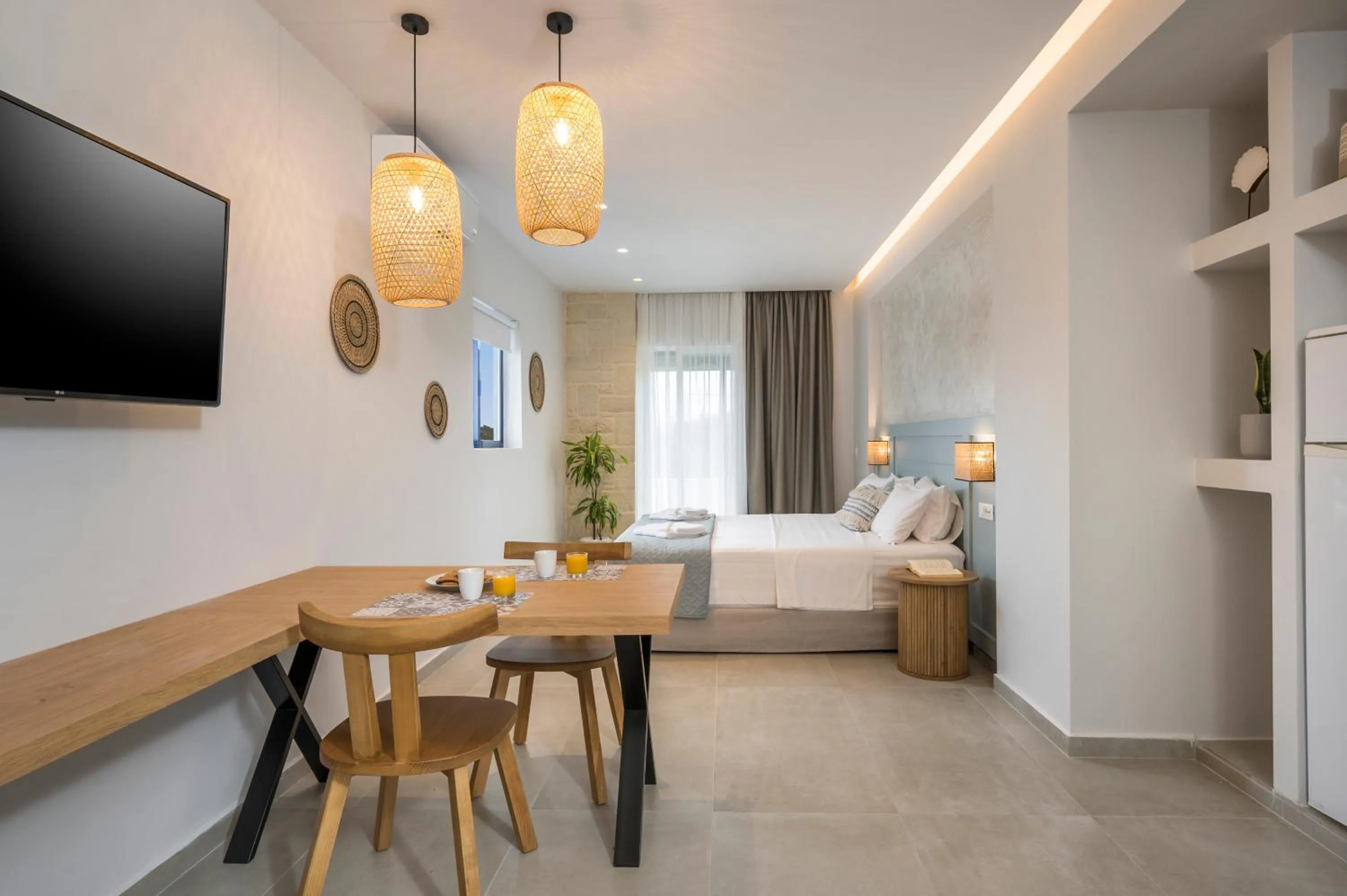 Bed in Esplanade Apartments - Heated Pool