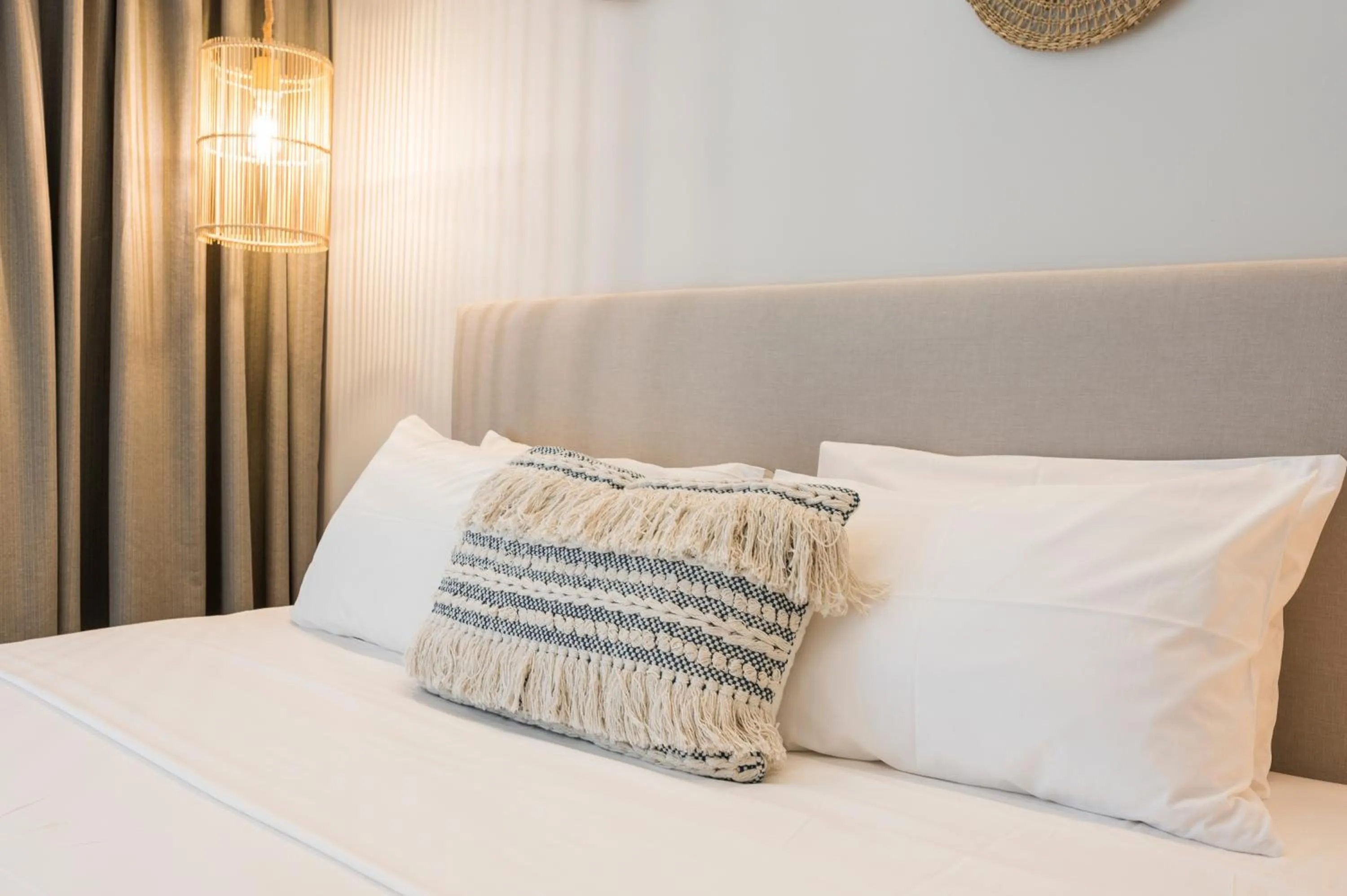 Bed in Esplanade Apartments - Heated Pool