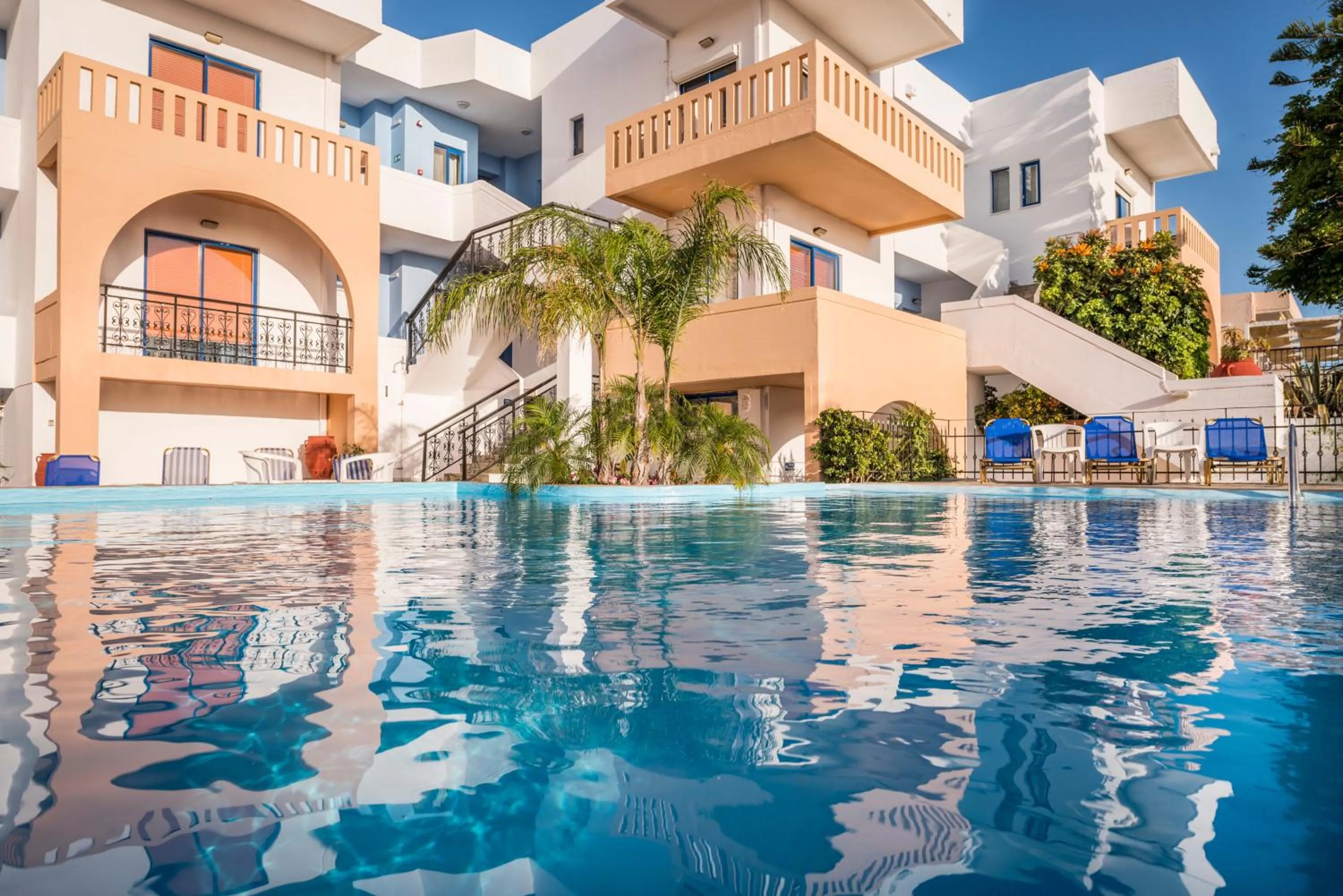 Property building in Esplanade Apartments - Heated Pool