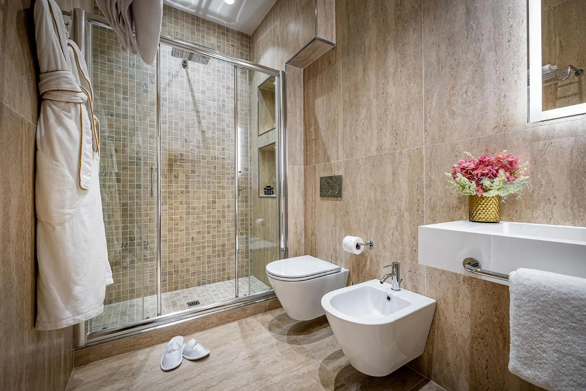 Shower in Il Rivalta - Place of Charme