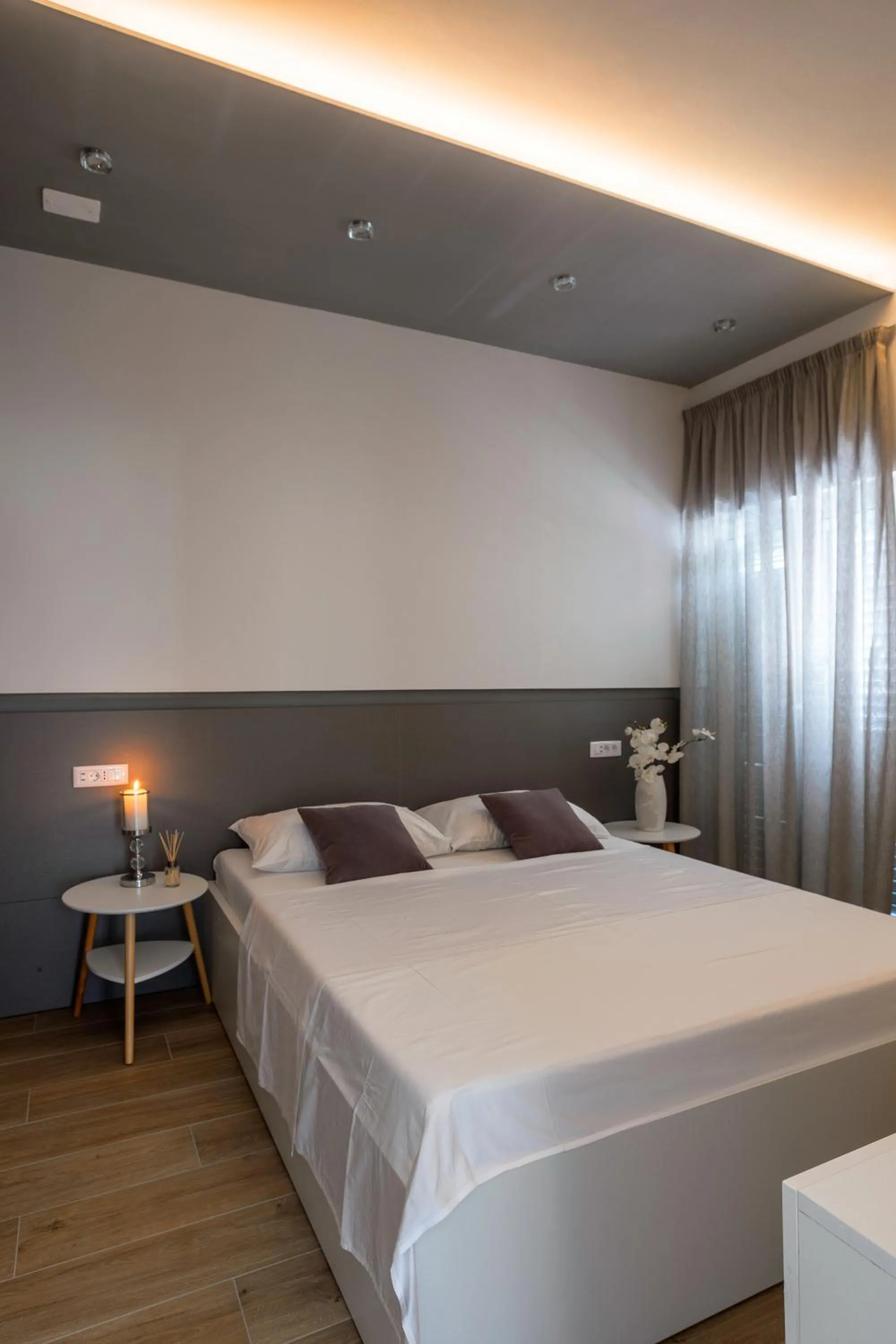 Bed in Apartments Jakic