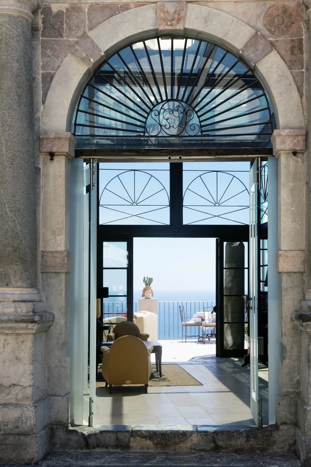 Property building in Hotel Metropole Taormina