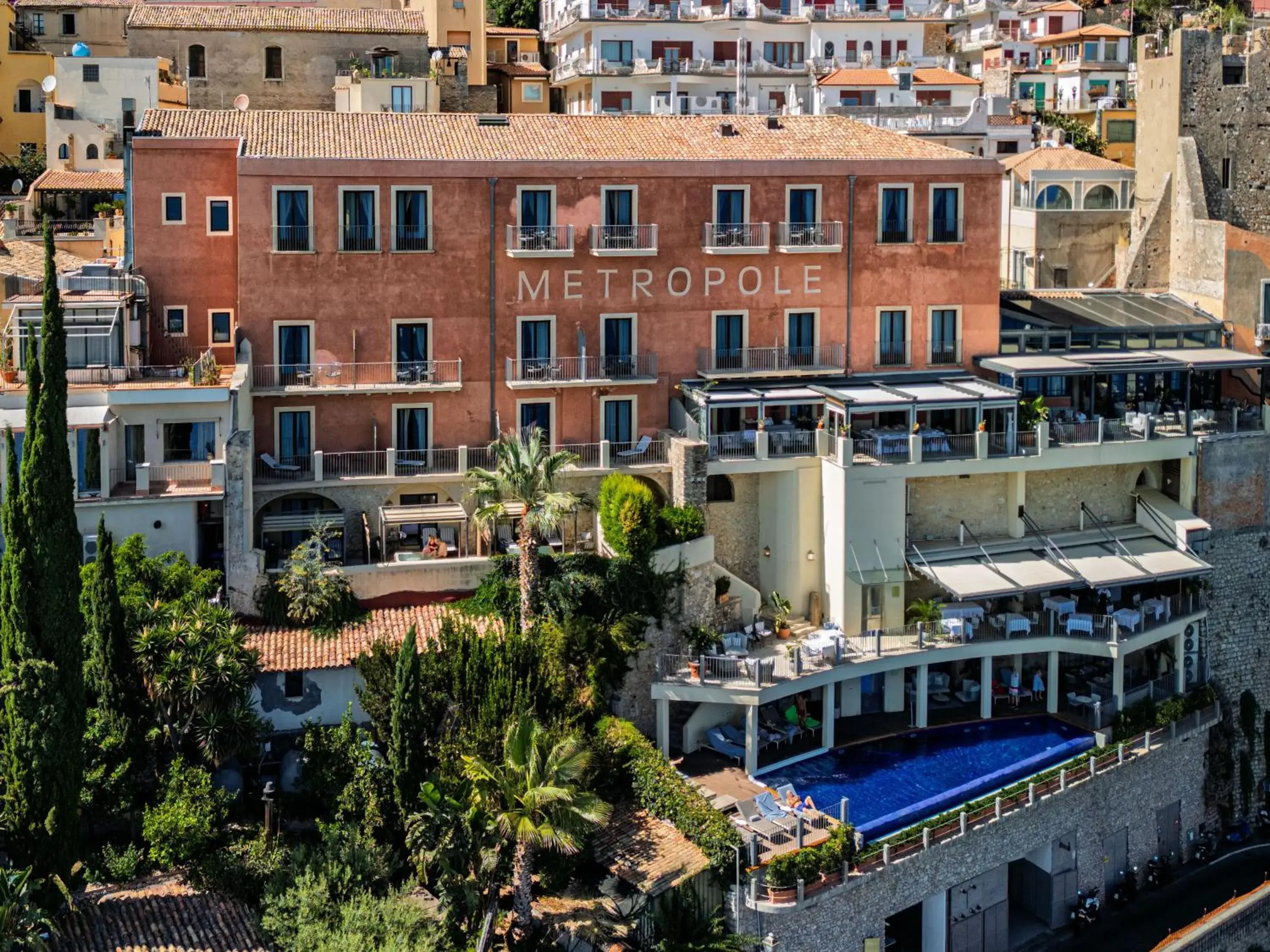 Property building in Hotel Metropole Taormina Property building in Hotel Metropole Taormina