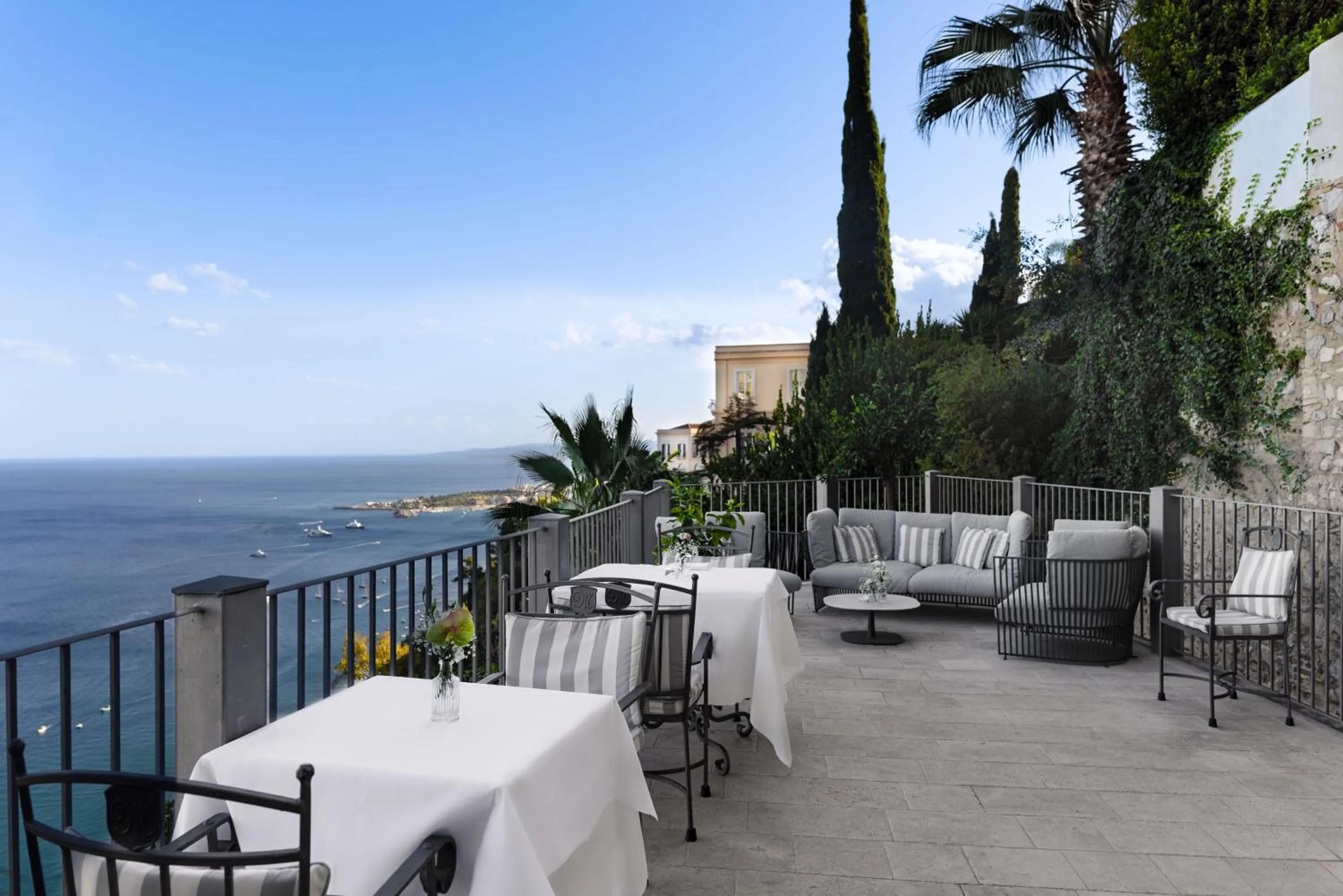 Restaurant/places to eat in Hotel Metropole Taormina