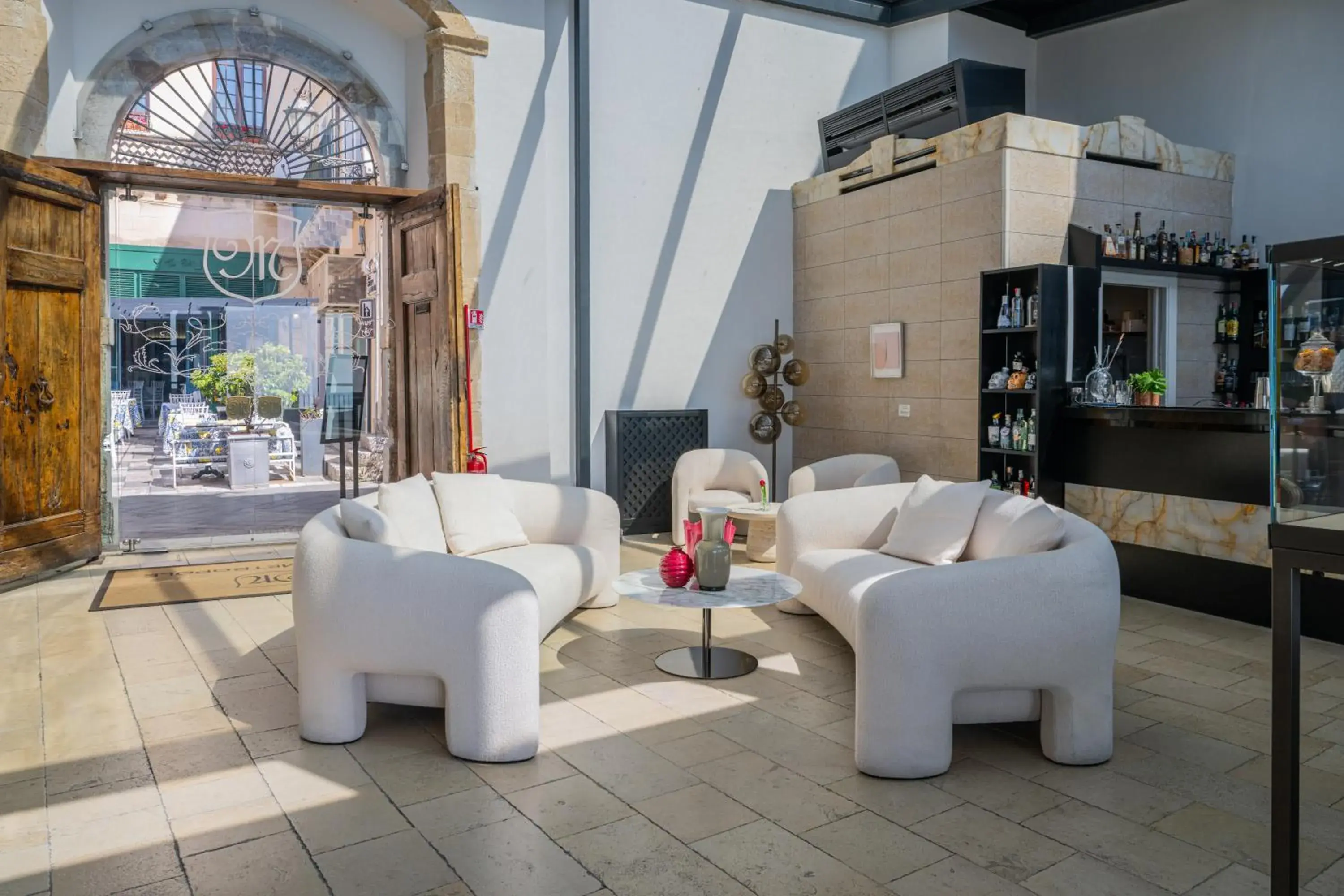 Lobby or reception in Hotel Metropole Taormina Lobby or reception in Hotel Metropole Taormina