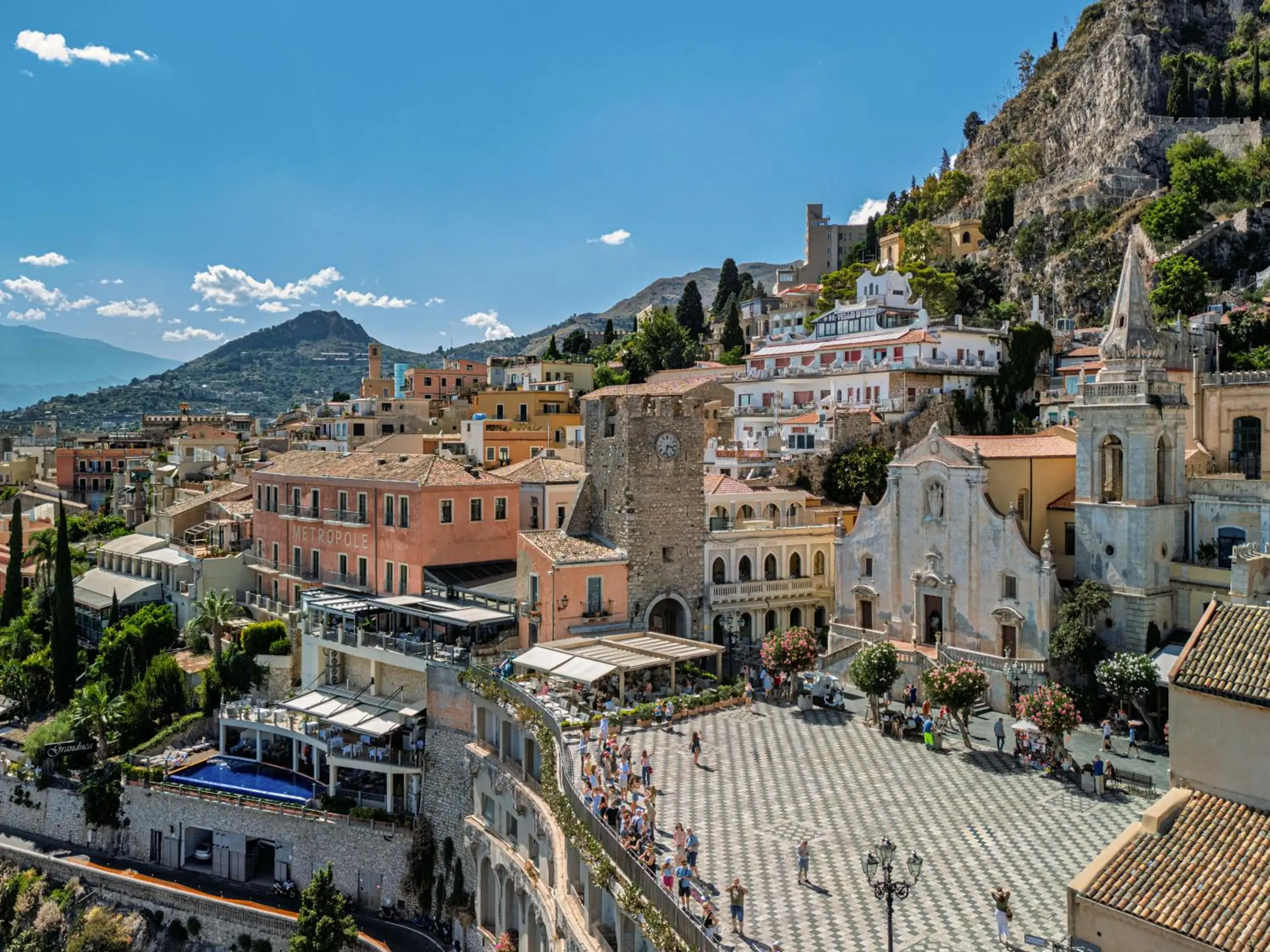 Property building in Hotel Metropole Taormina Property building in Hotel Metropole Taormina