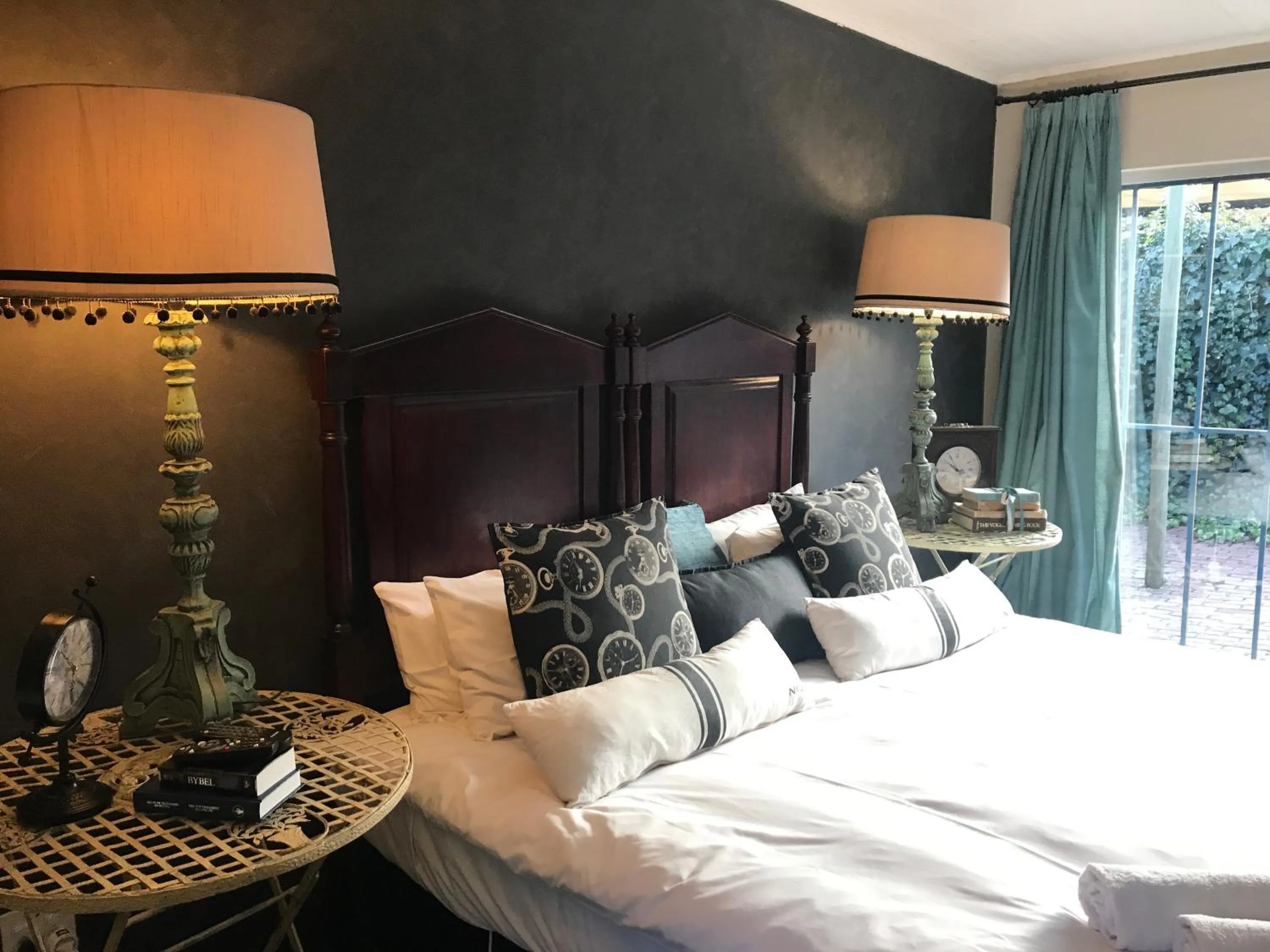 Bedroom, Bed in Die Kersiehuis