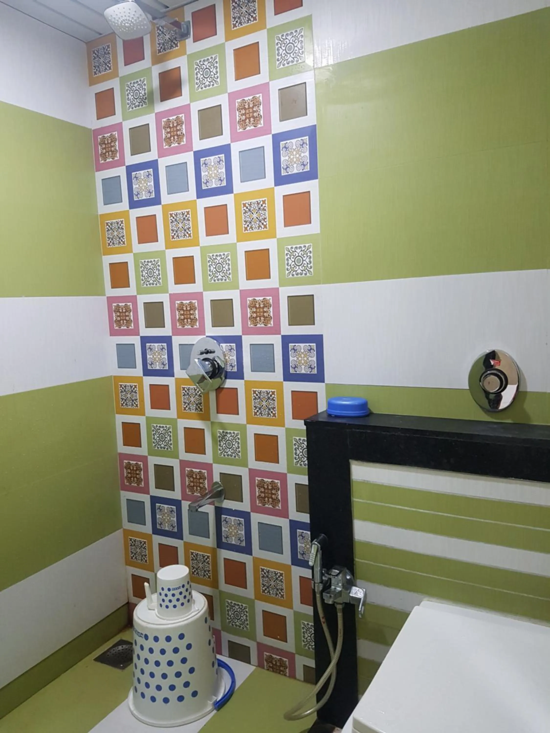 Bathroom in Hotel Laabh