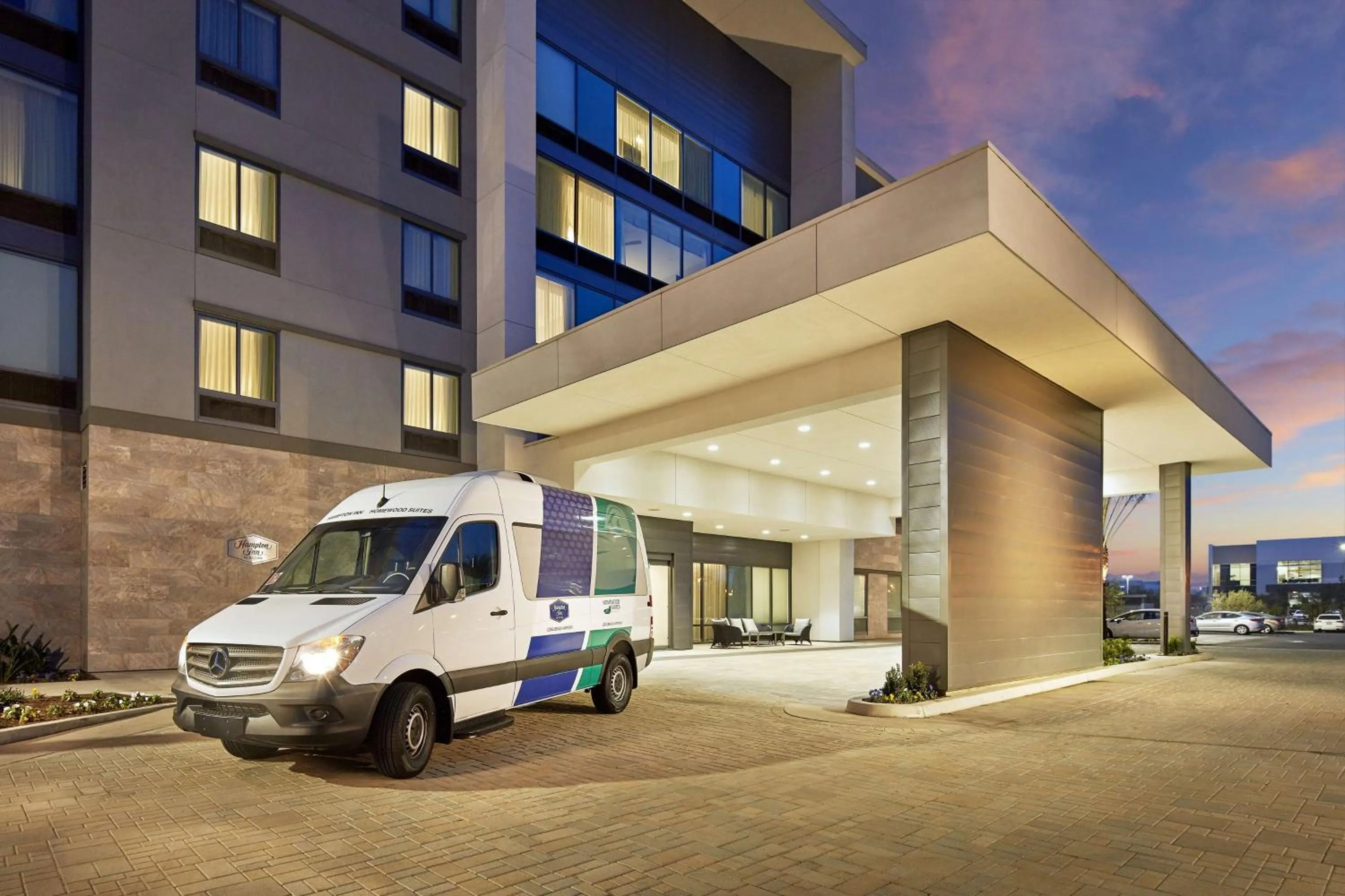 Property building in Homewood Suites By Hilton Long Beach Airport