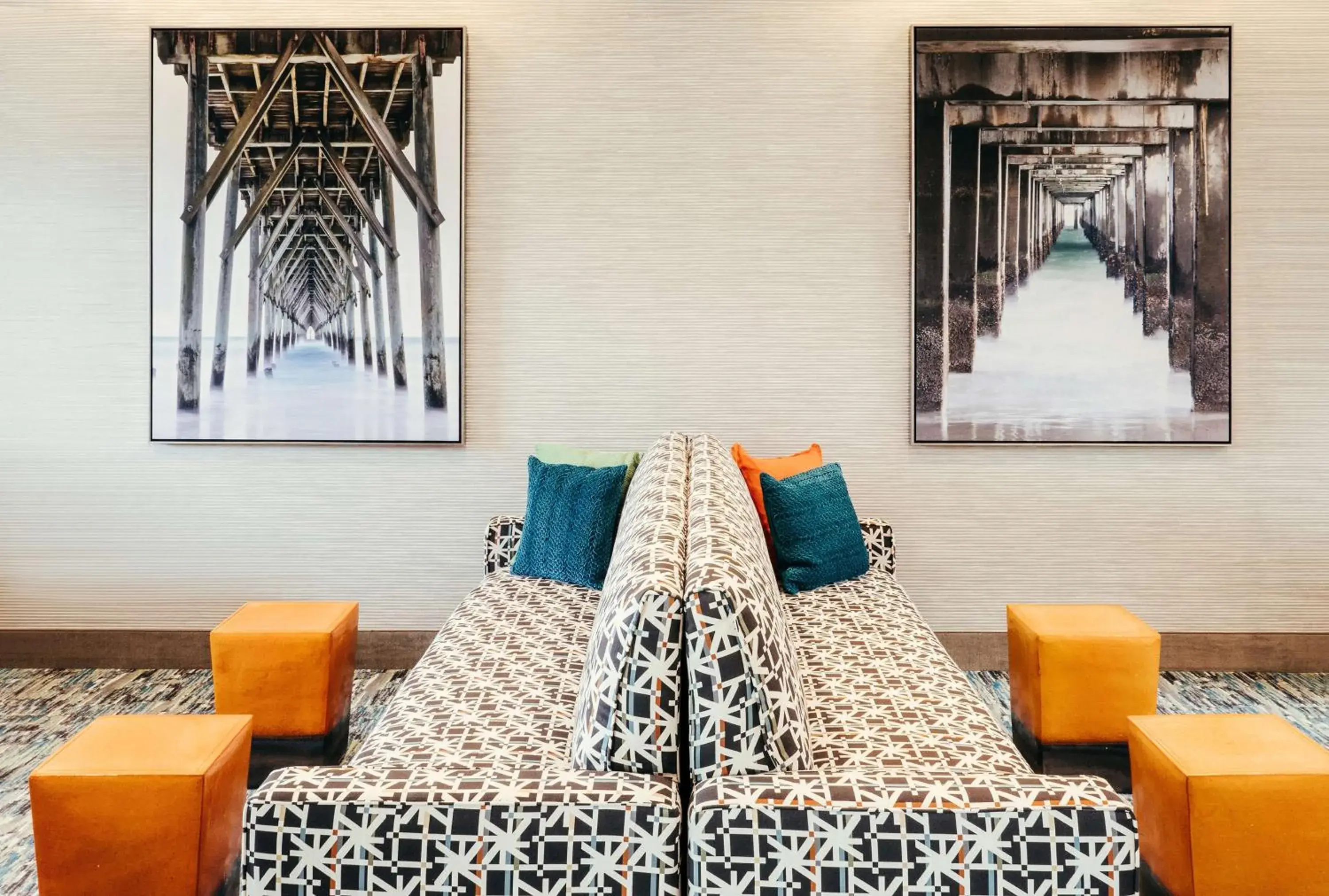 Lobby or reception in Hampton Inn & Suites by Hilton Mission Viejo Laguna San Juan Capistrano Lobby or reception in Hampton Inn & Suites by Hilton Mission Viejo Laguna San Juan Capistrano