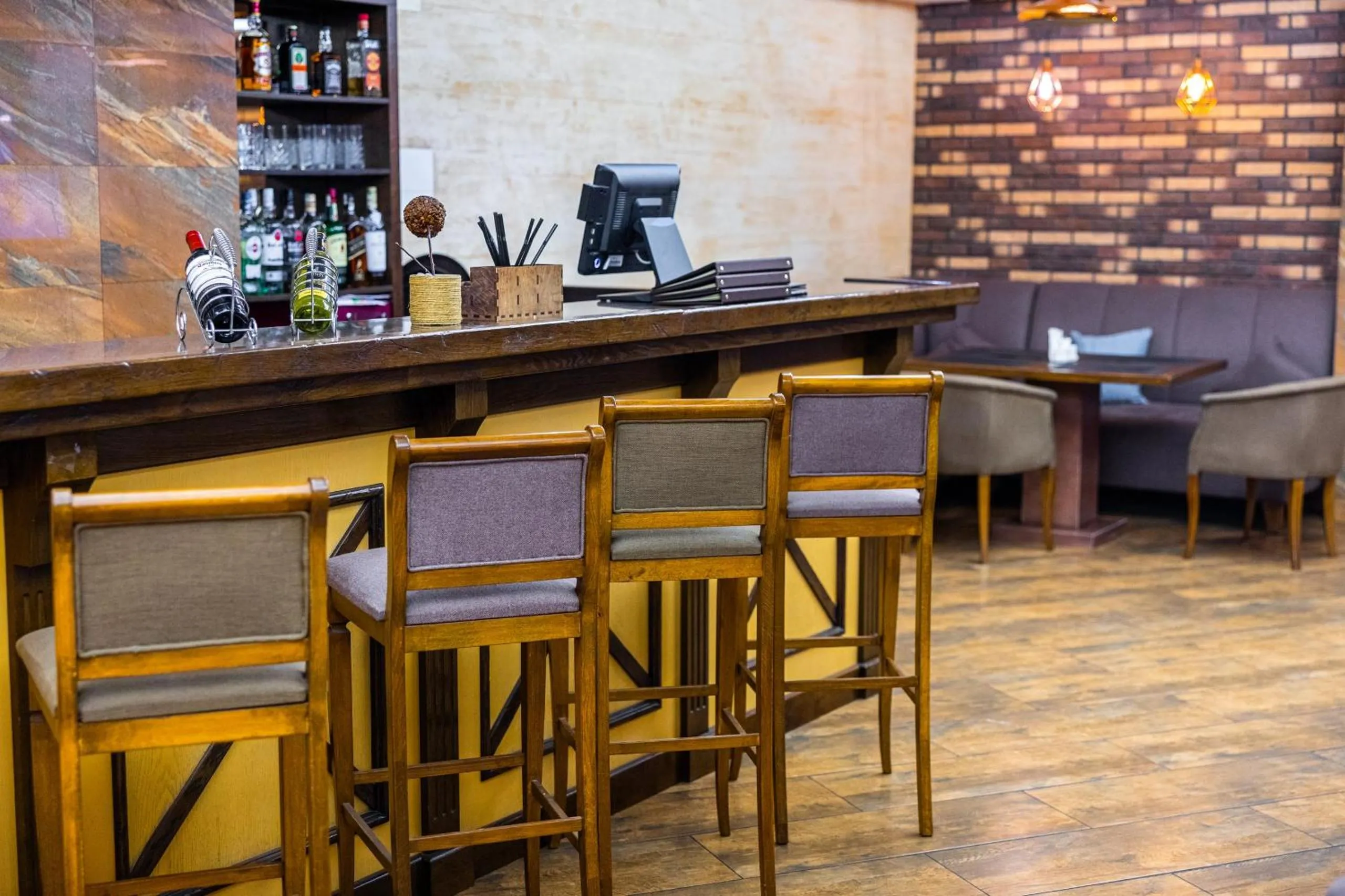 Restaurant/places to eat in Plaza Hotel Almaty